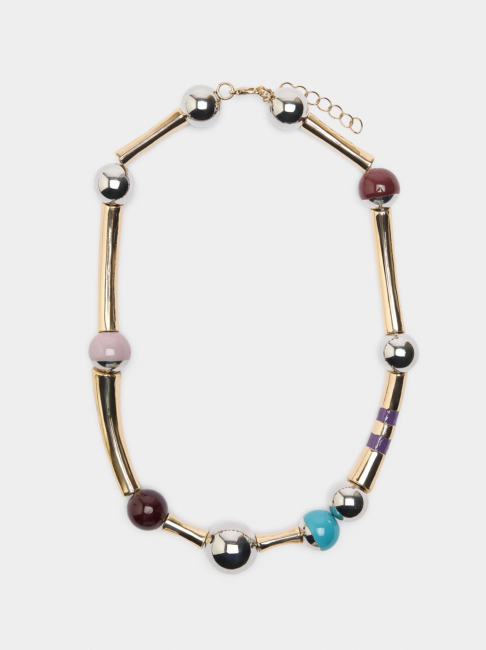 Collar Corto Con Esmalte
