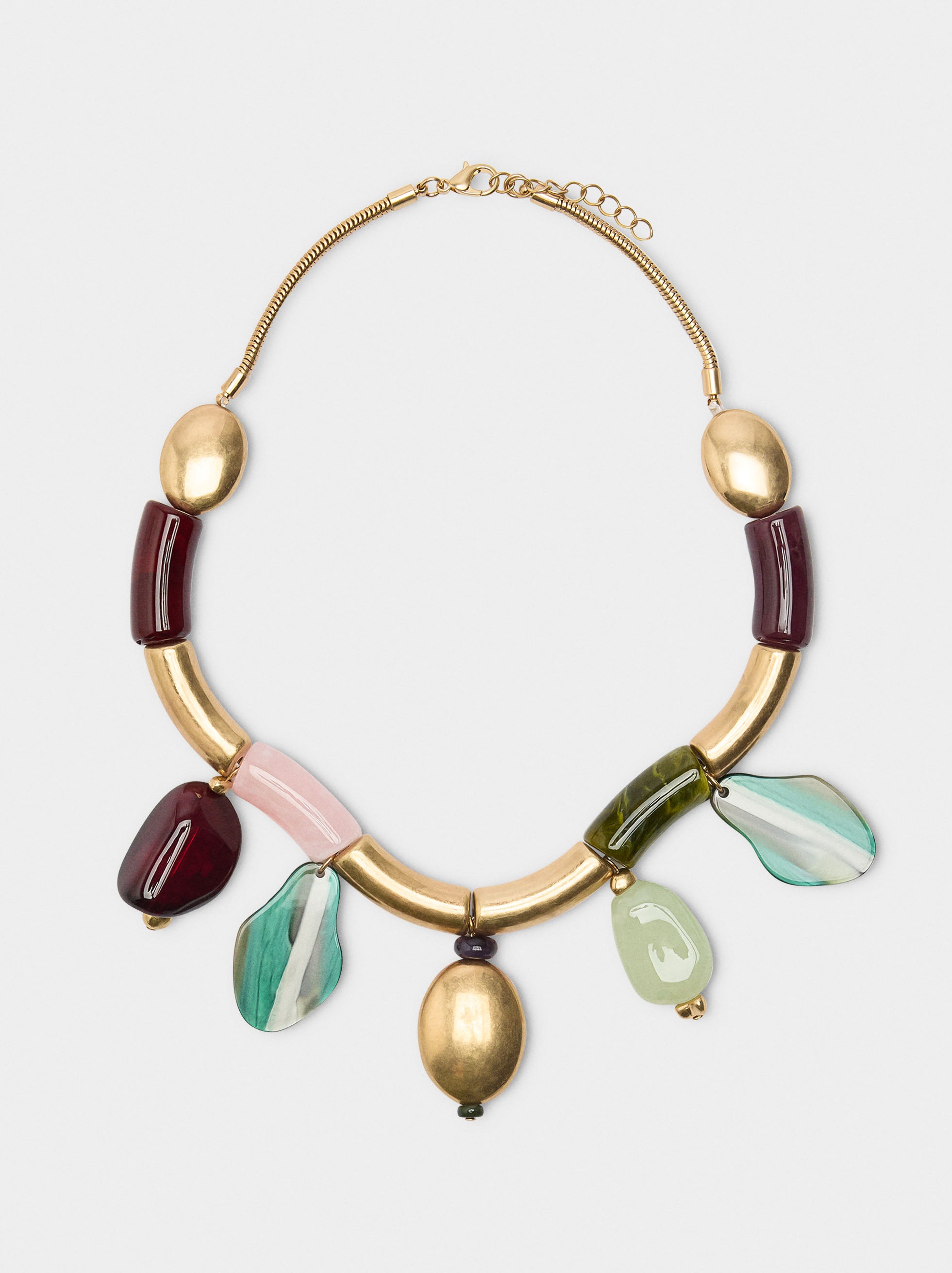 Collar Corto Con Colgantes Efecto Piedra