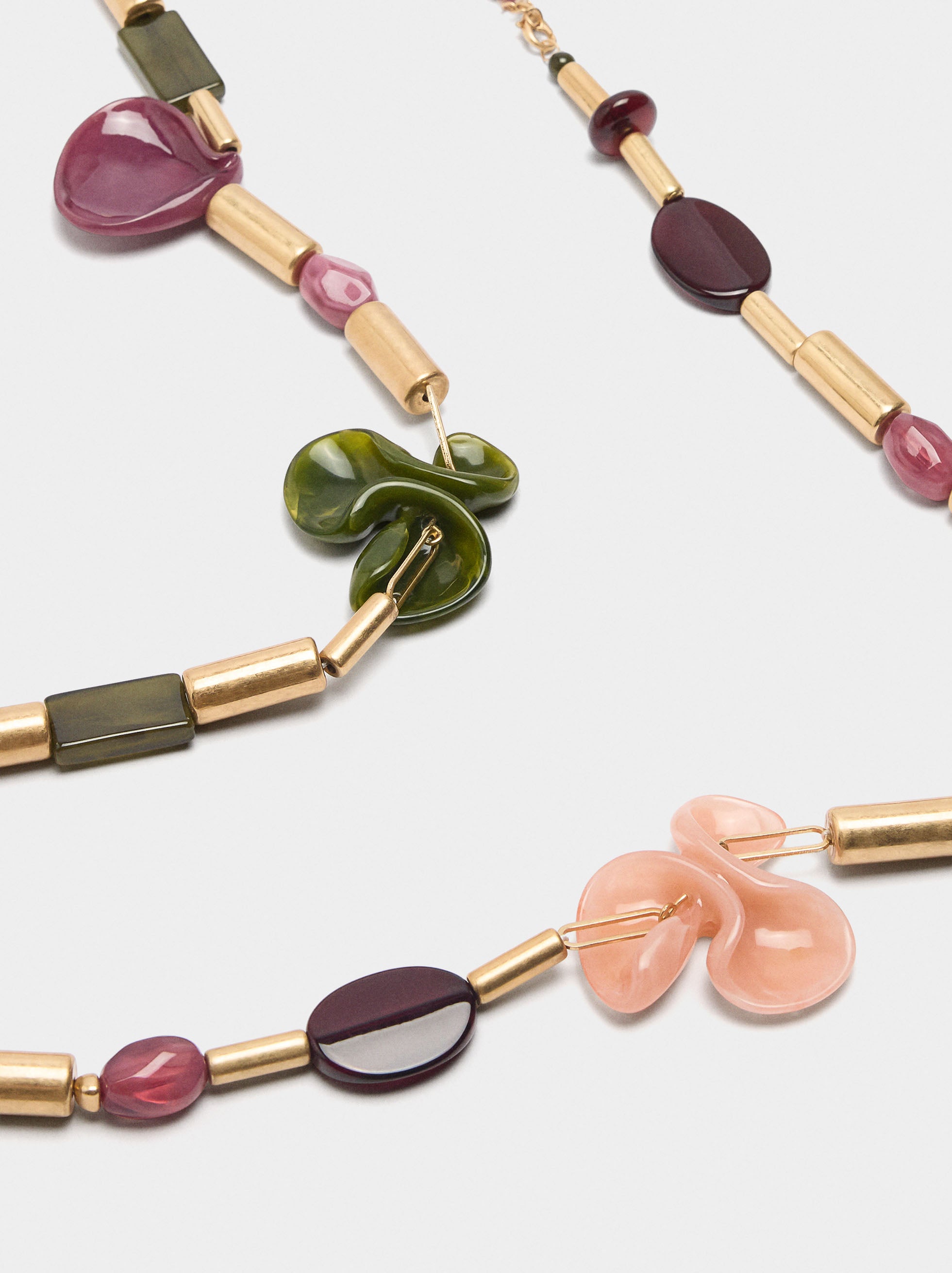 Collar Largo Con Flores De Resina
