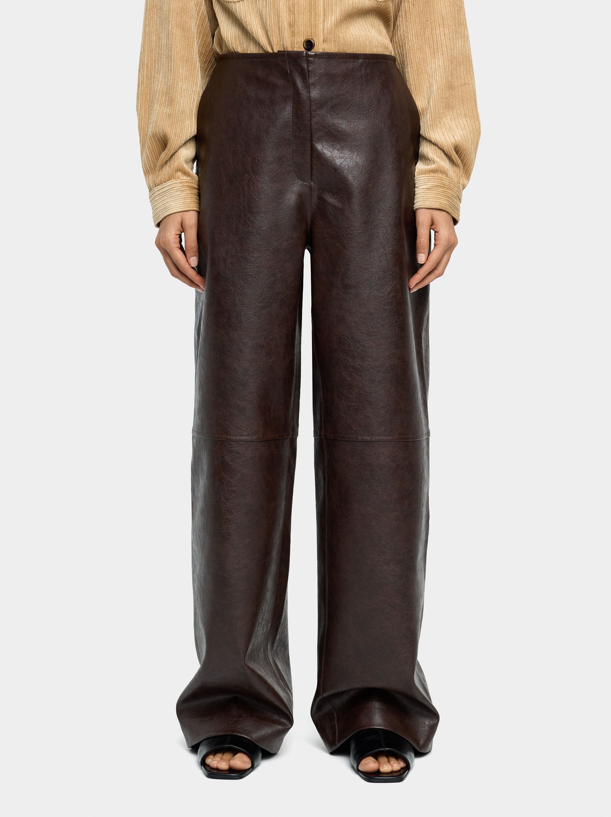 Pantalón Efecto Piel