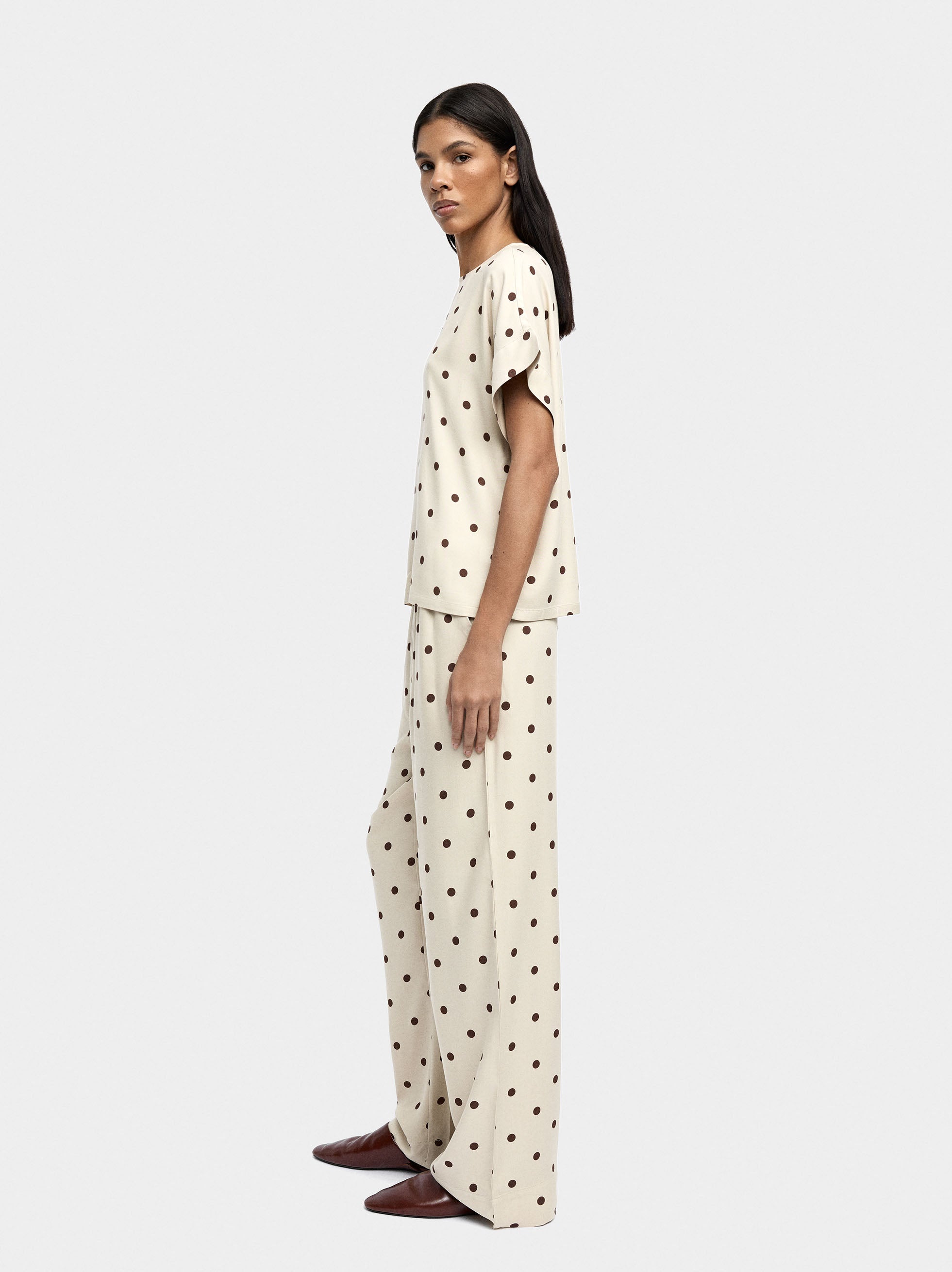 Pantalón De Lunares Con Cintura Elástica