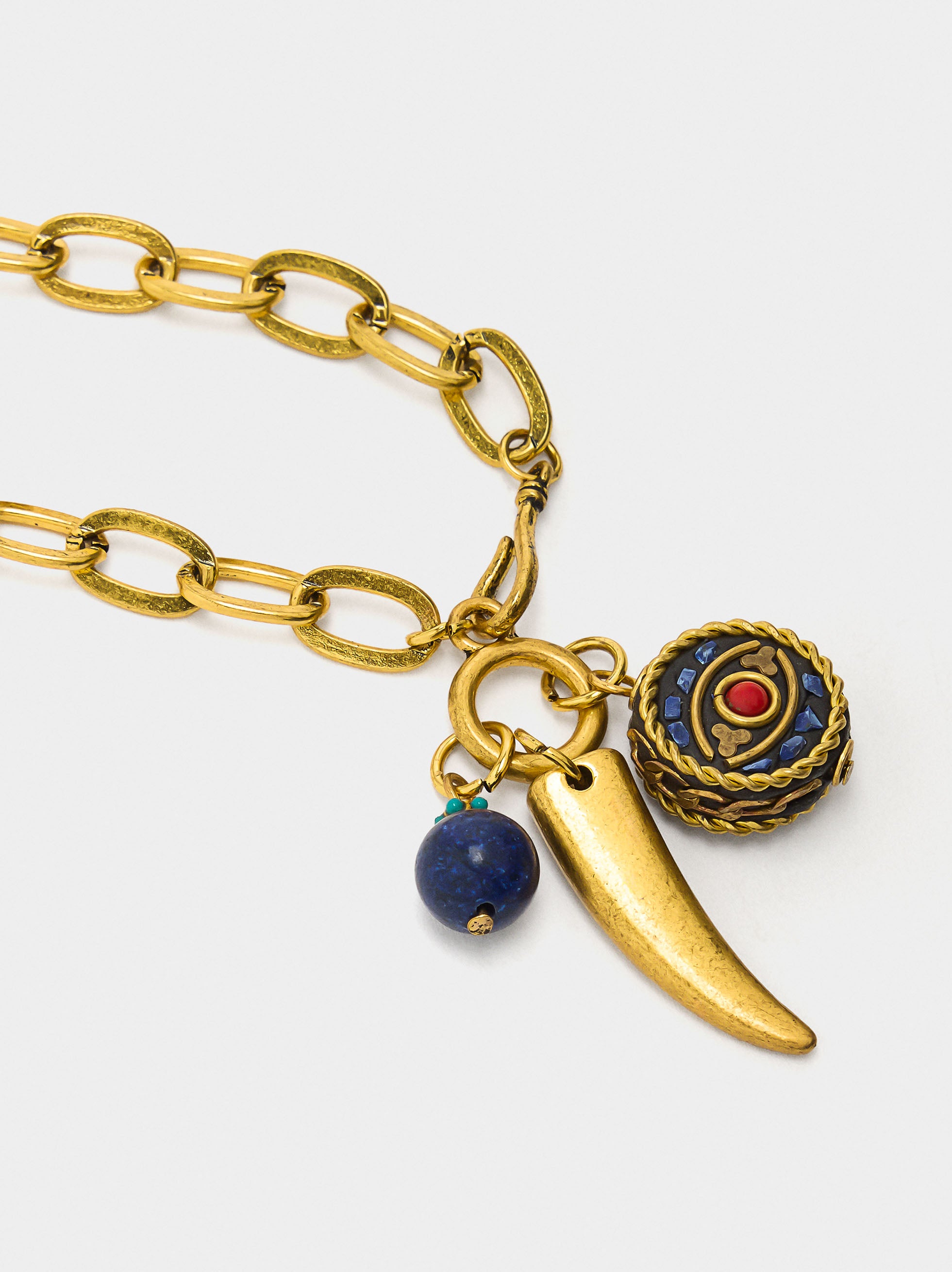Collar Corto De Eslabones Con Colgantes De Piedra