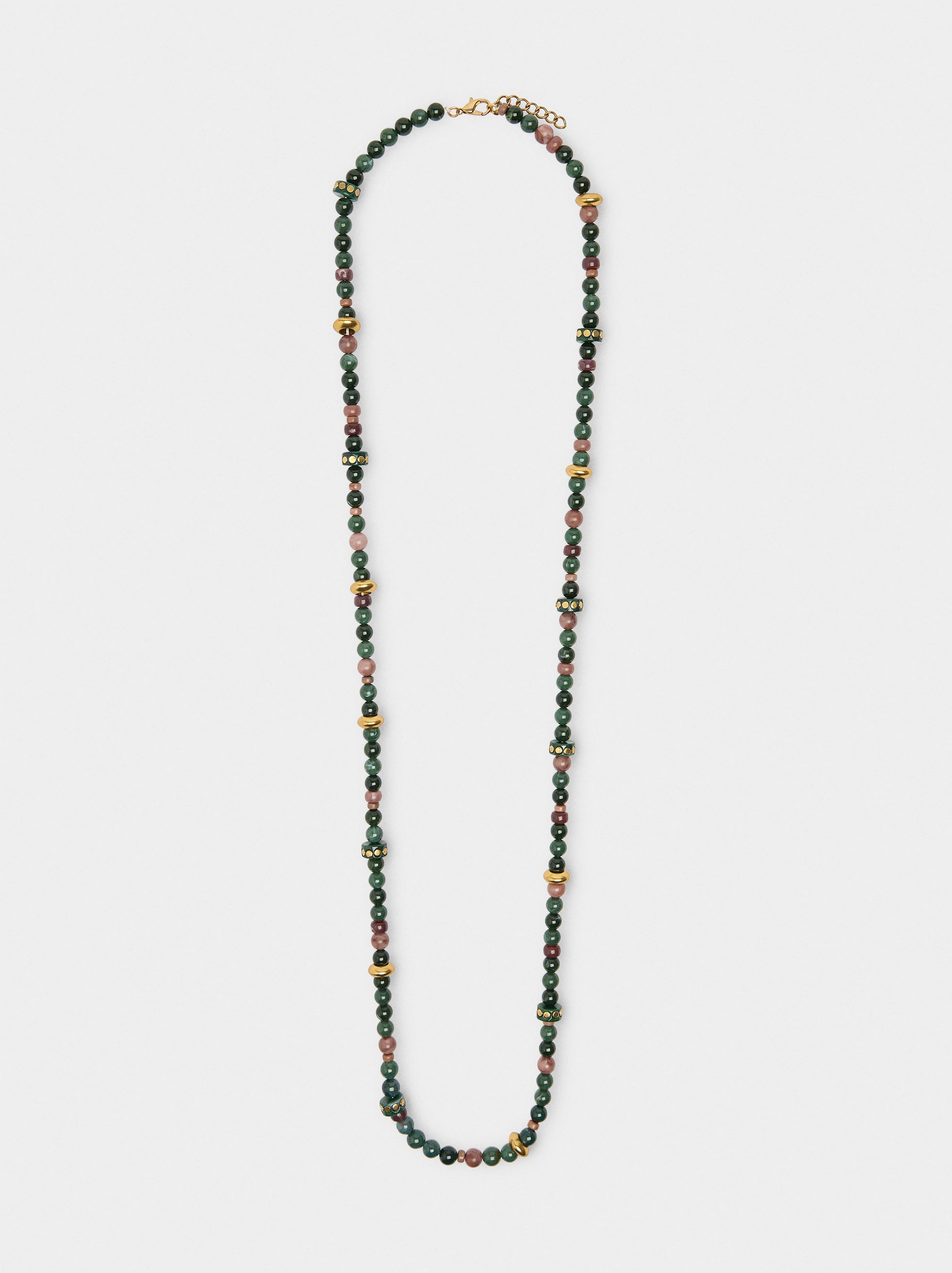 Collar Largo Con Cuentas De Piedra Y Resina
