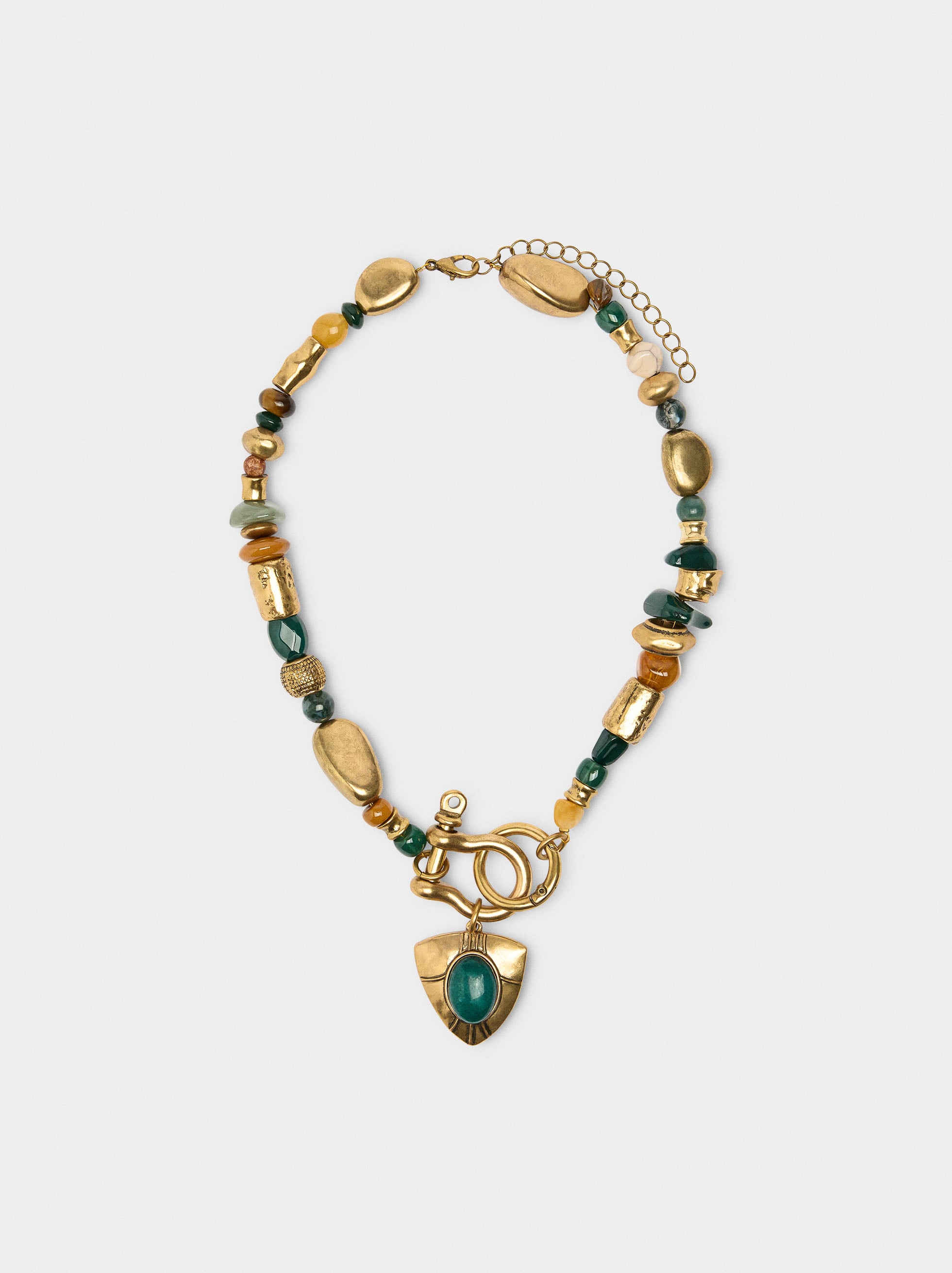 Collar Corto Con Colgante Y Piedra
