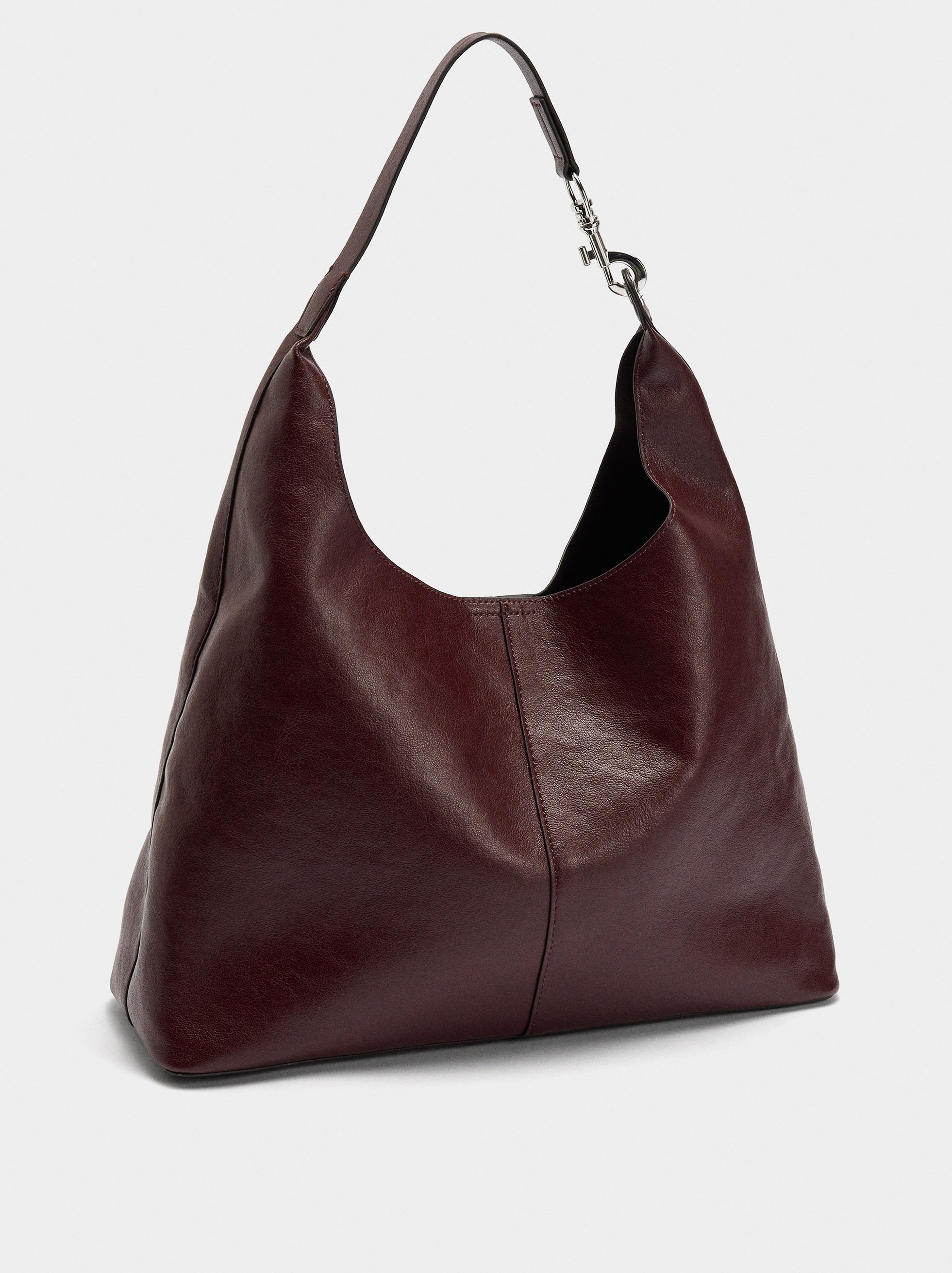 Bolso De Hombro Con Mosquetón