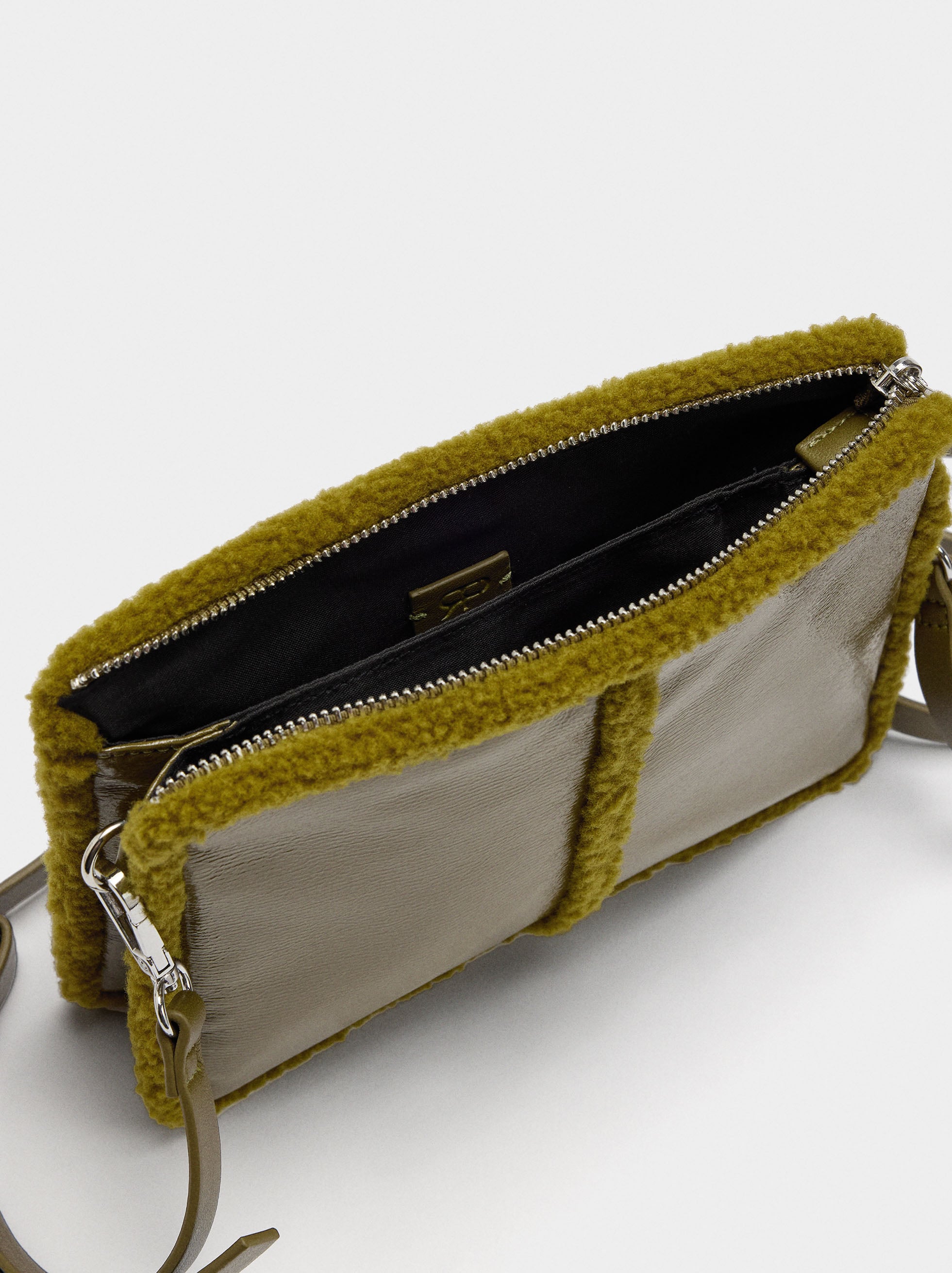 Bolso Bandolera Bordes Efecto Pelo