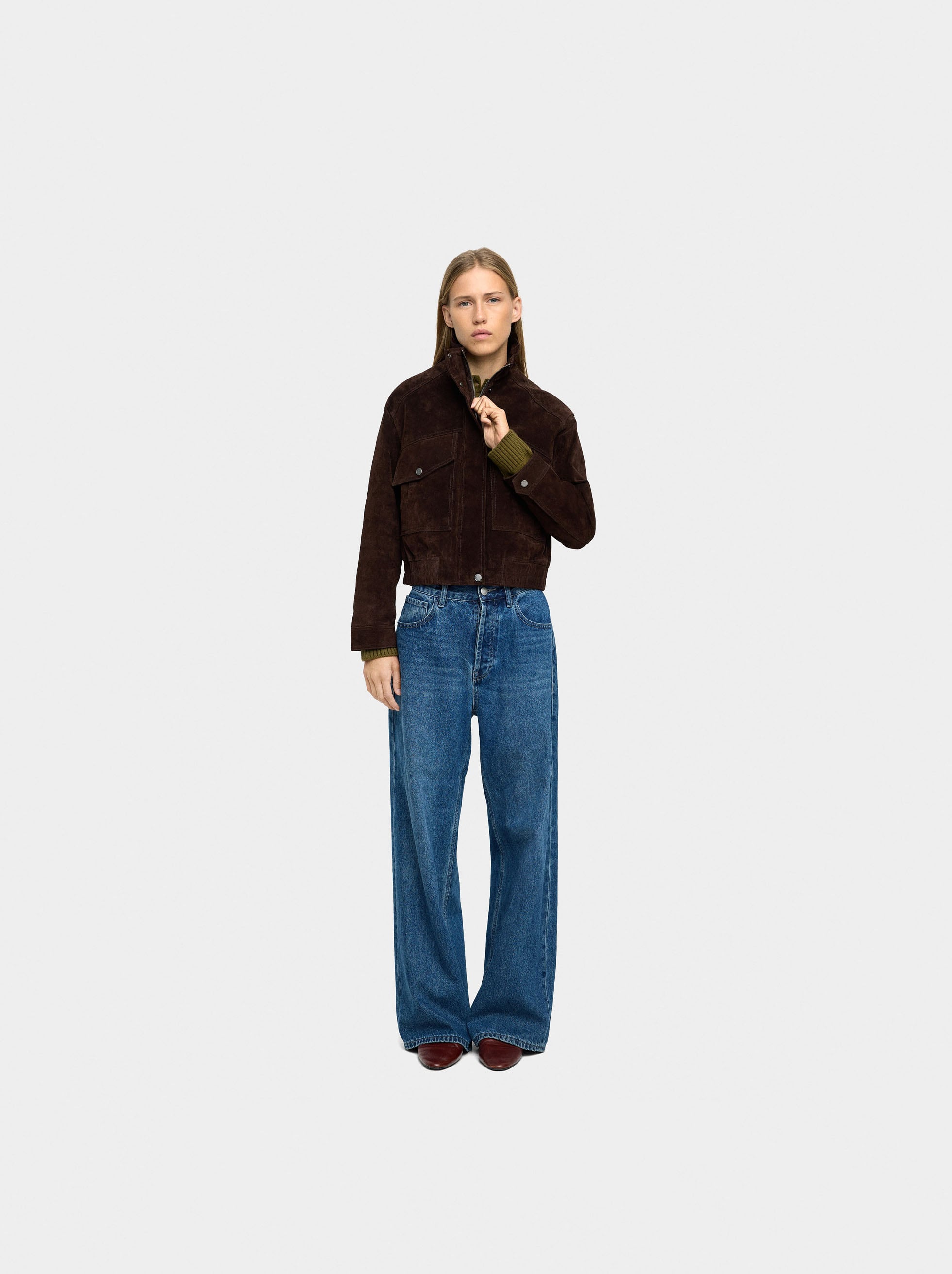 Chaqueta De Piel Con Cuello Alto