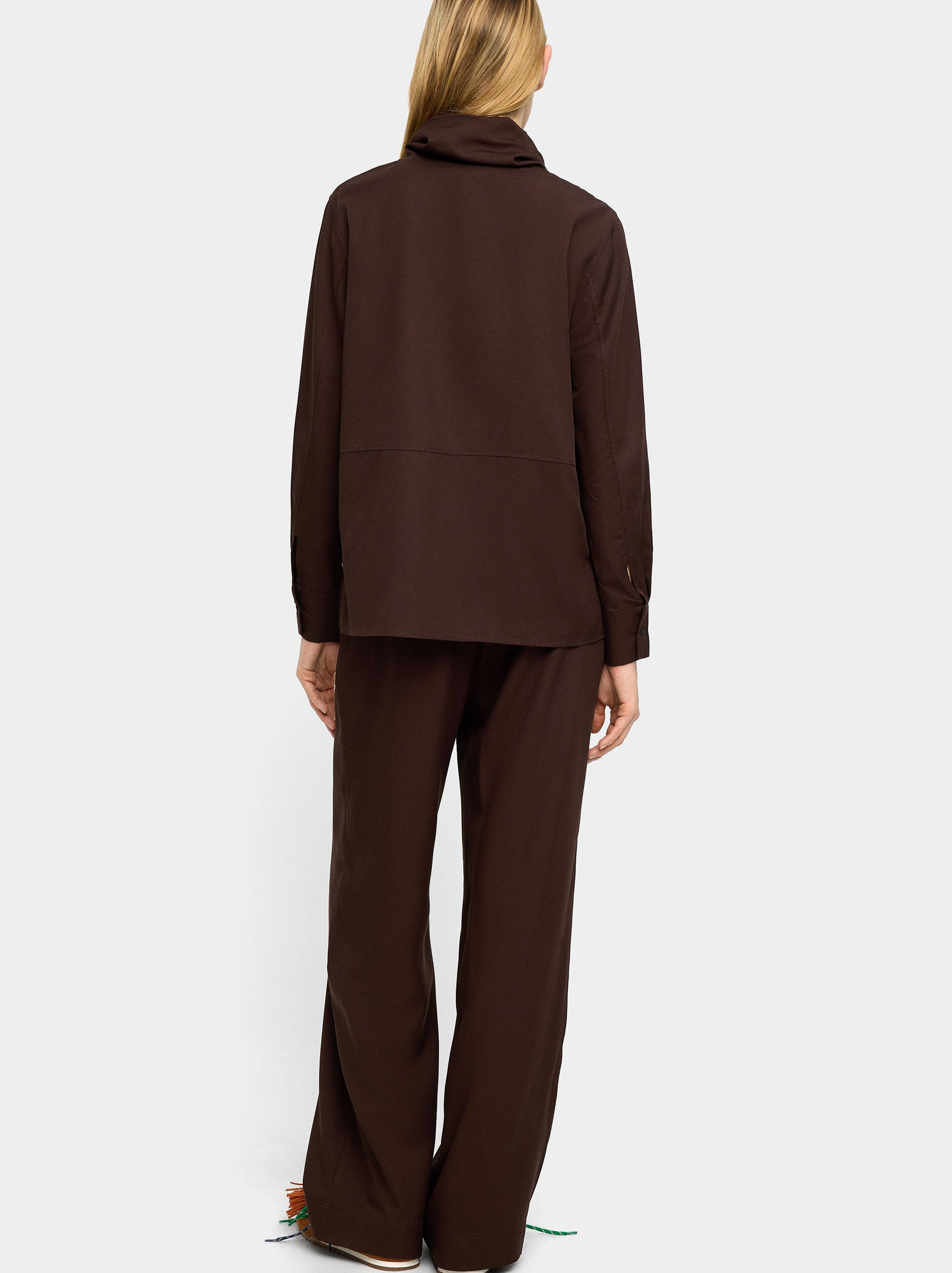 Pantalón Con Cintura Elástica Y Bolsillos