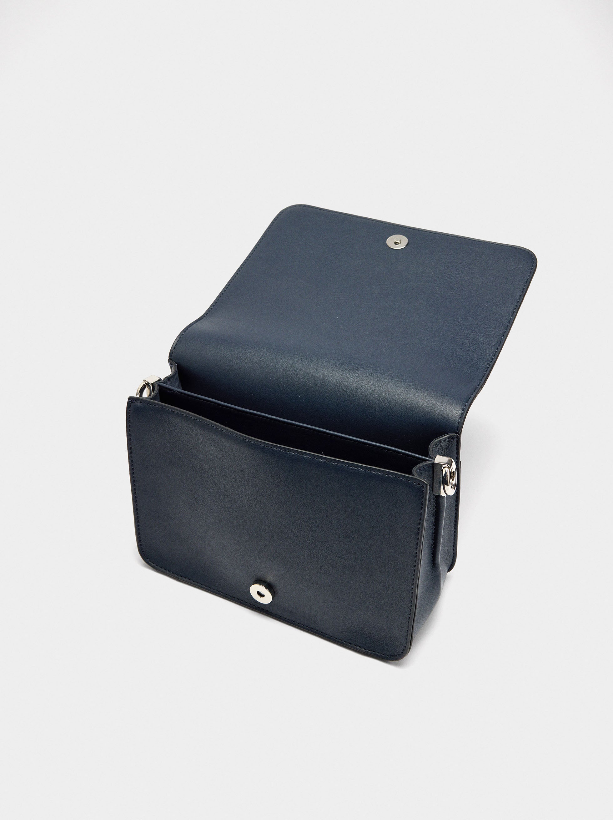 Bolso Bandolera Liso Con Solapa