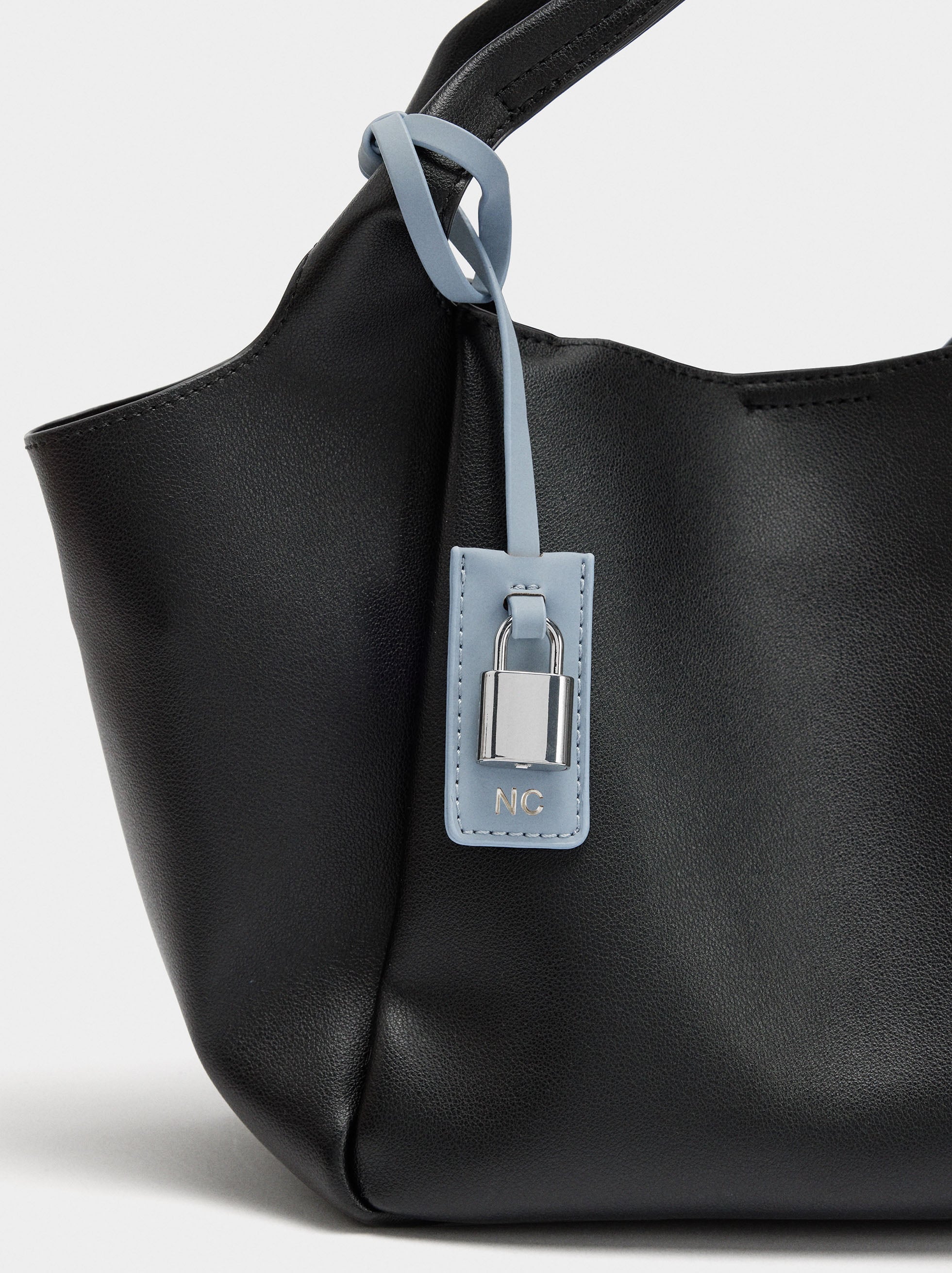 Bolso Tote Con Penduro