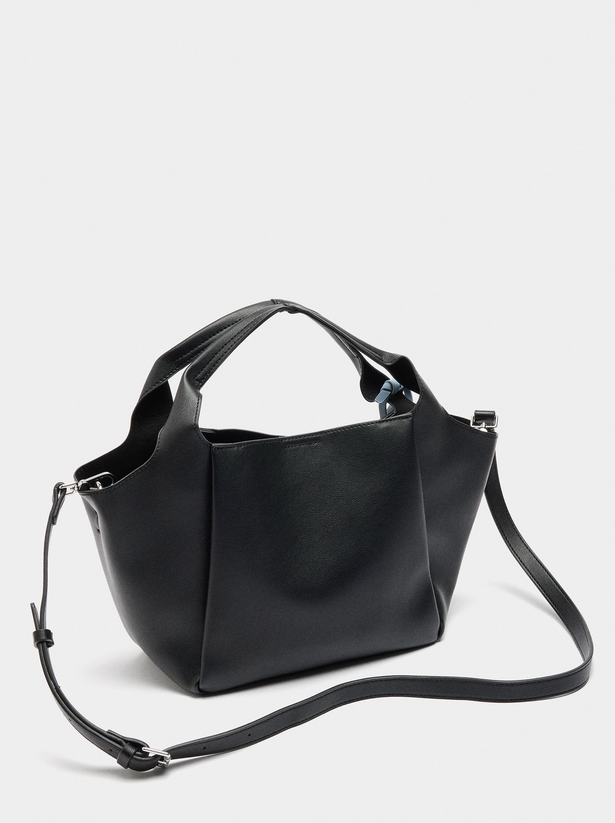 Bolso Tote Con Penduro