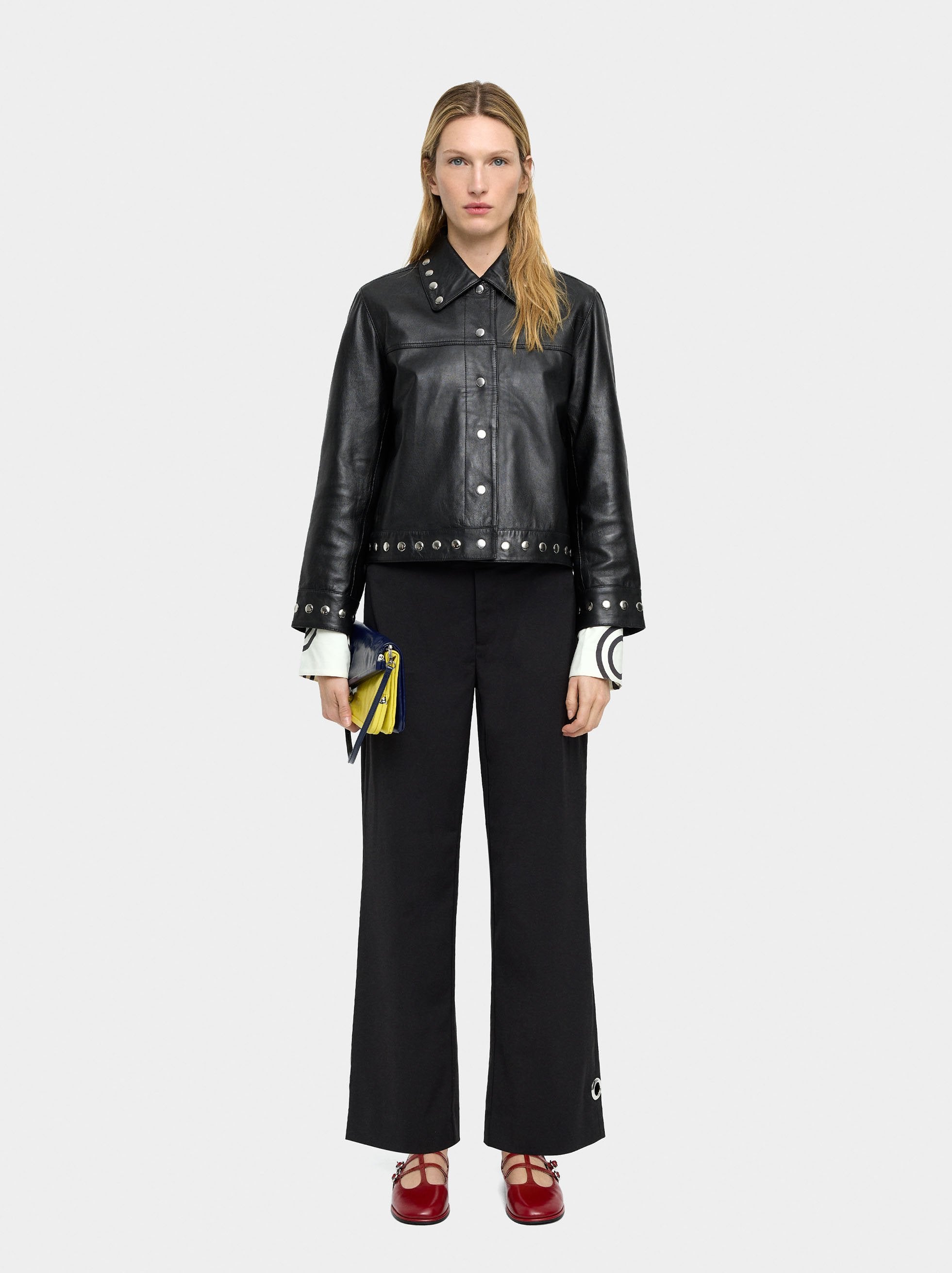 Chaqueta De Piel Con Tachuelas