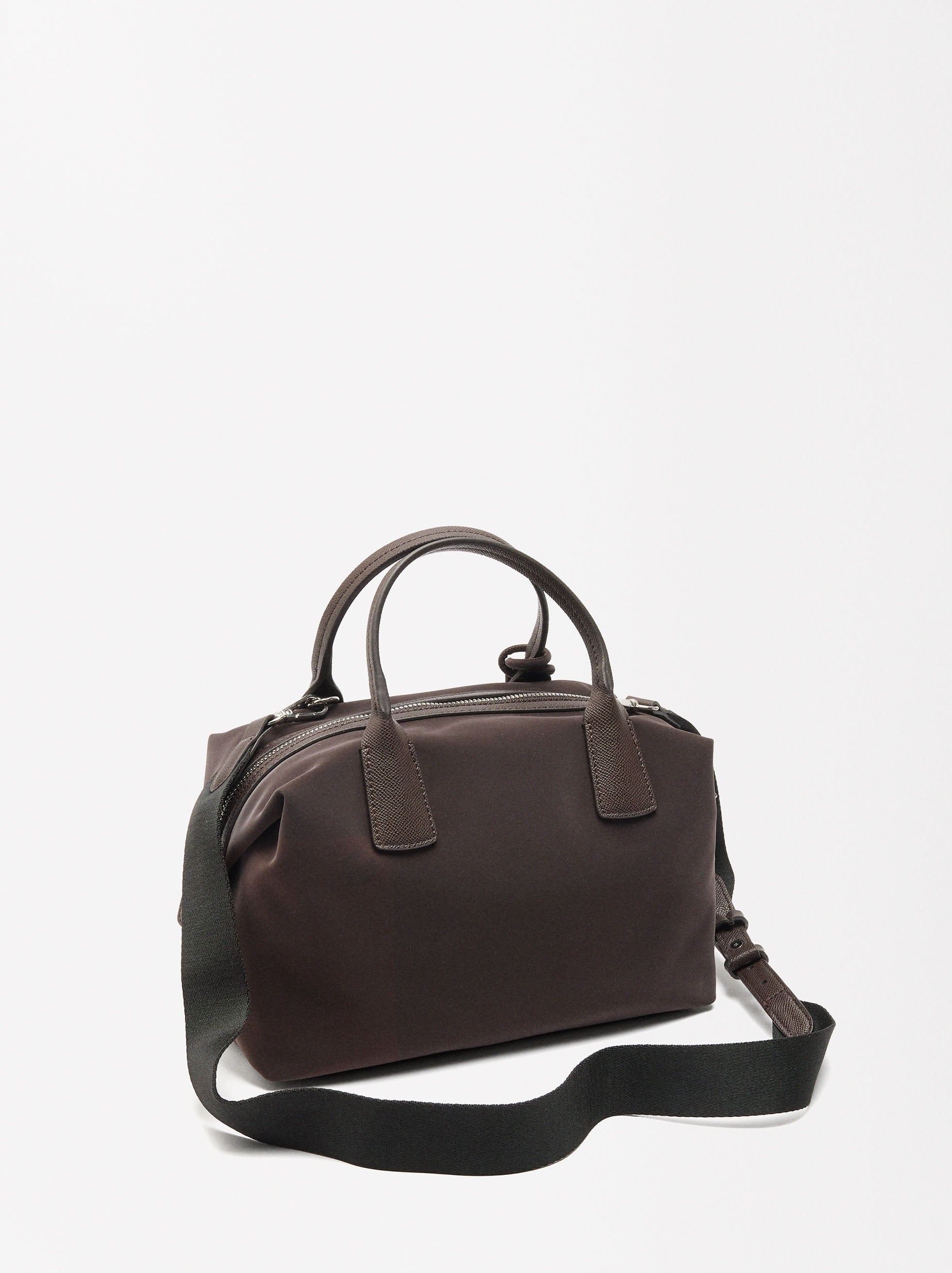 Bolso Tote Textura Suave Con Colgante
