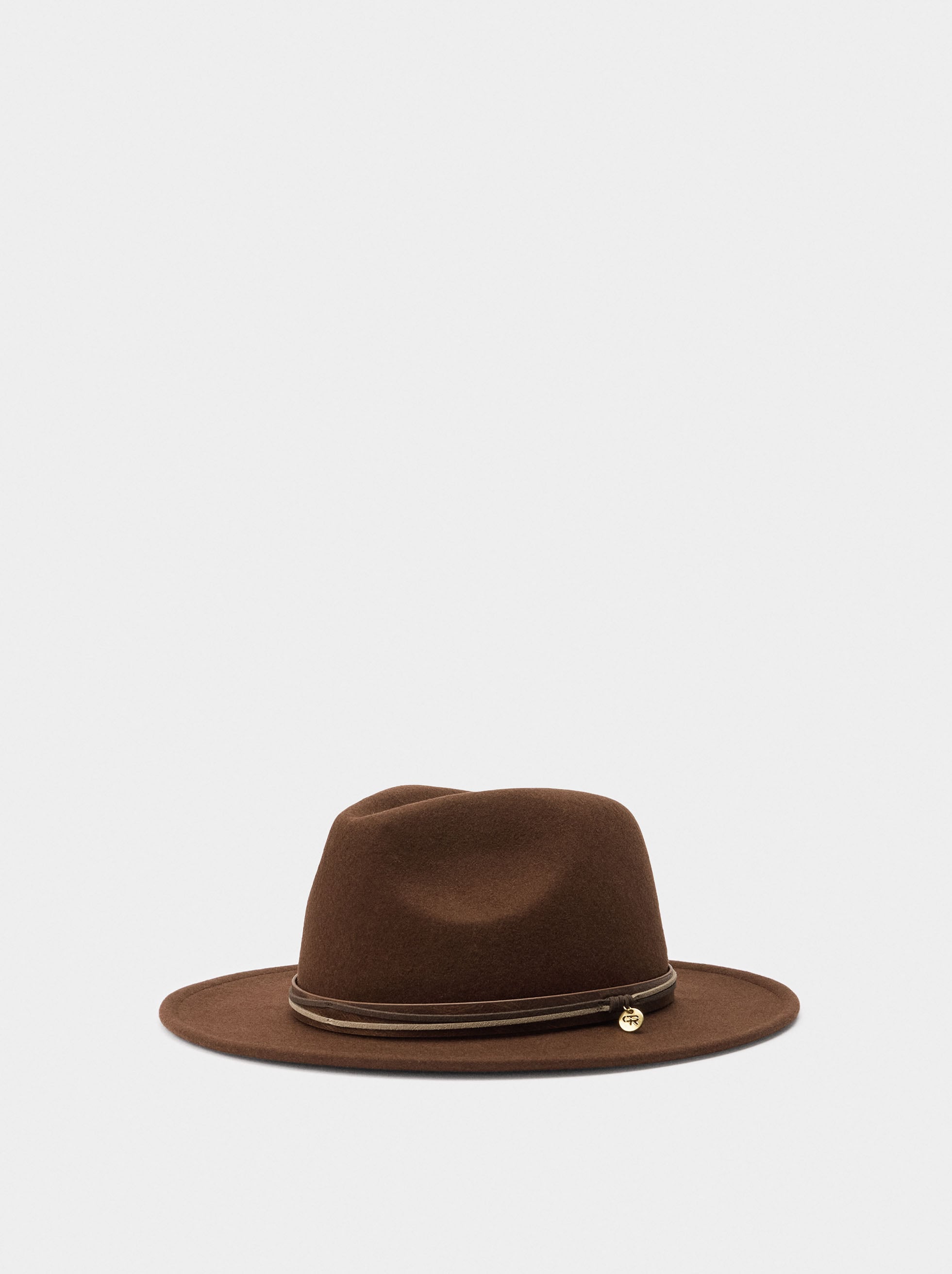 Sombrero De Lana Con Cintas