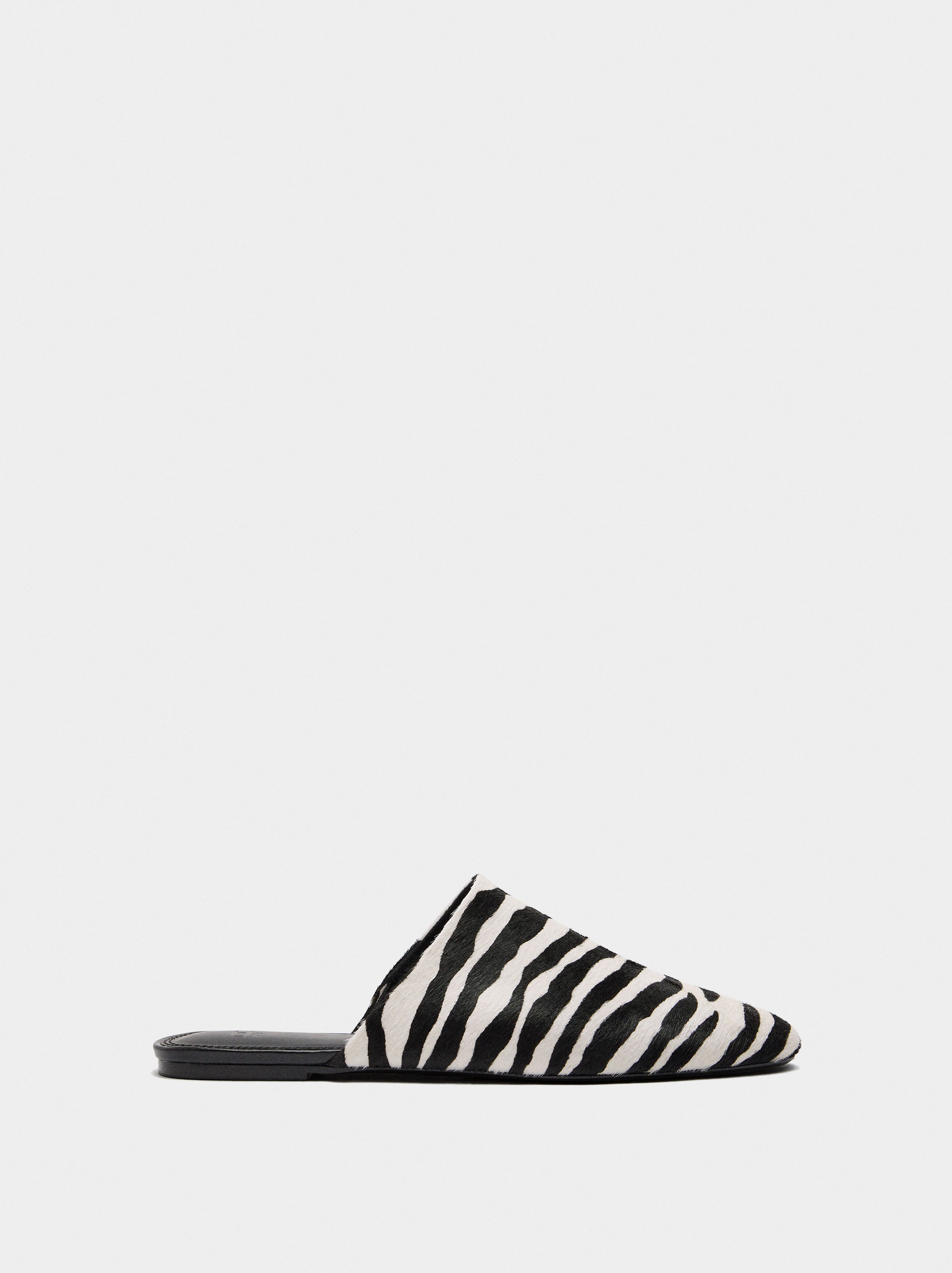 Zapatos De Piel Destalonados Estampado Animal