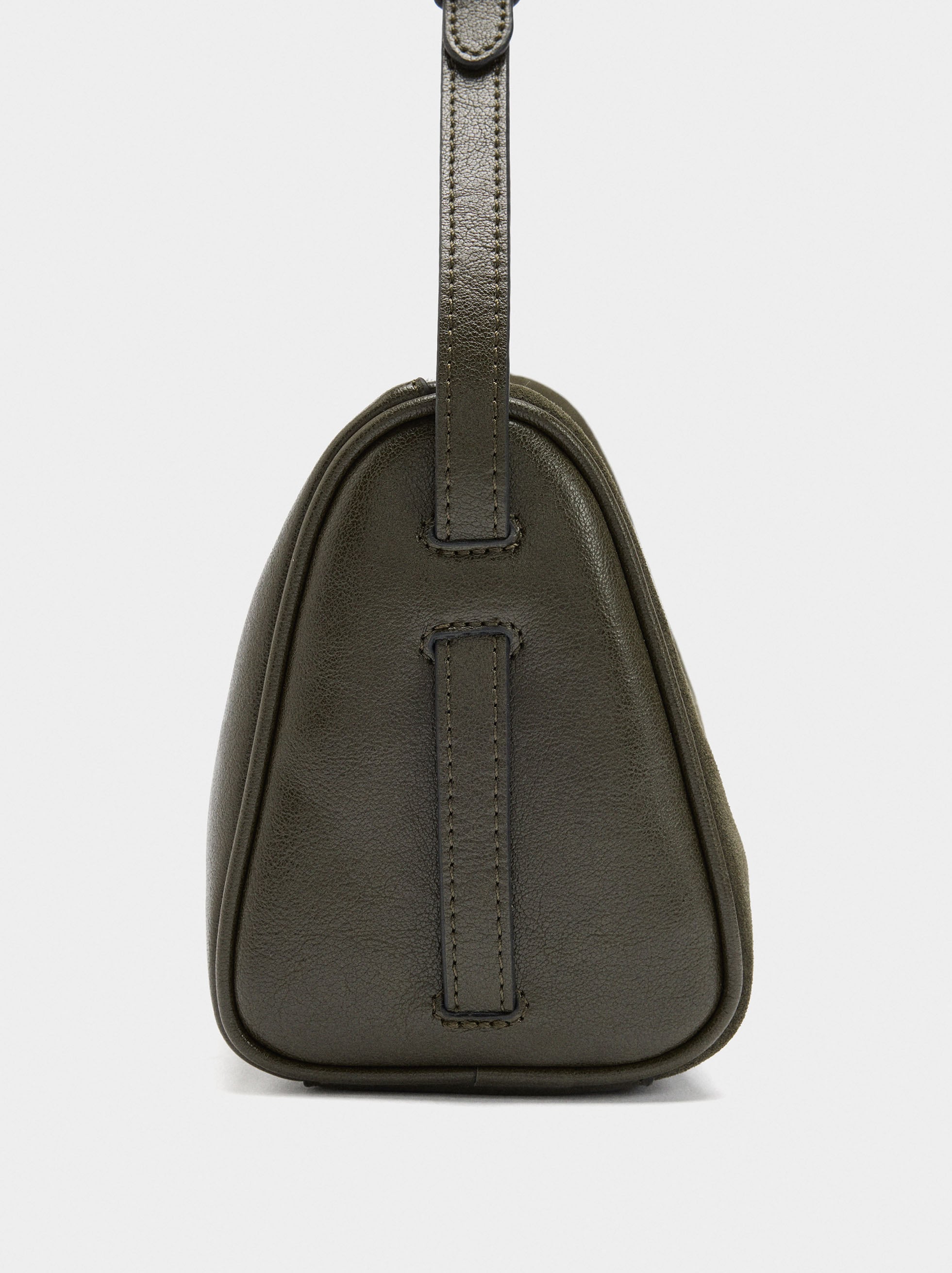 Bolso Bandolera Con Detalles De Piel