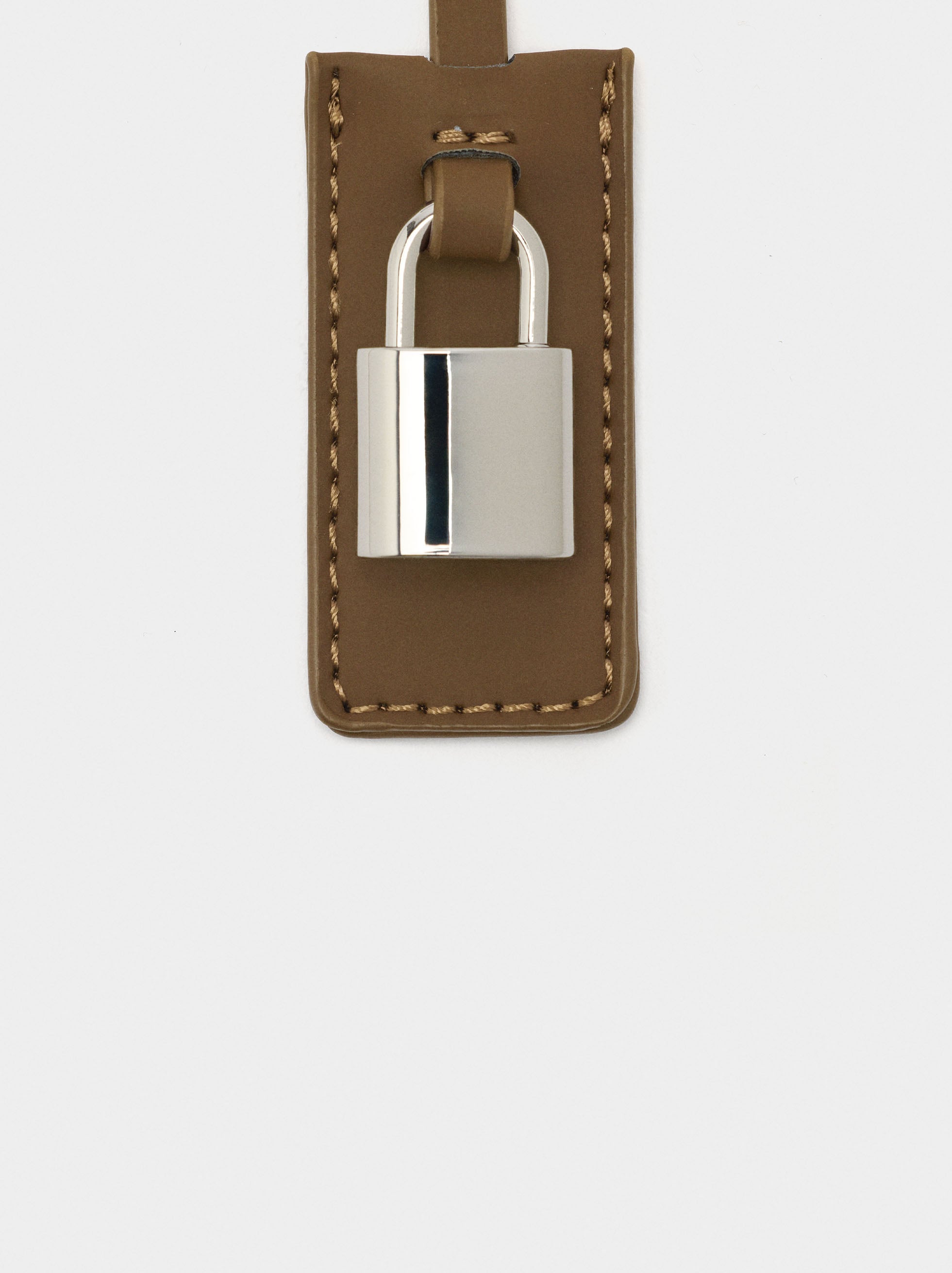 Bolso De Mano Con Solapa Y Bandolera
