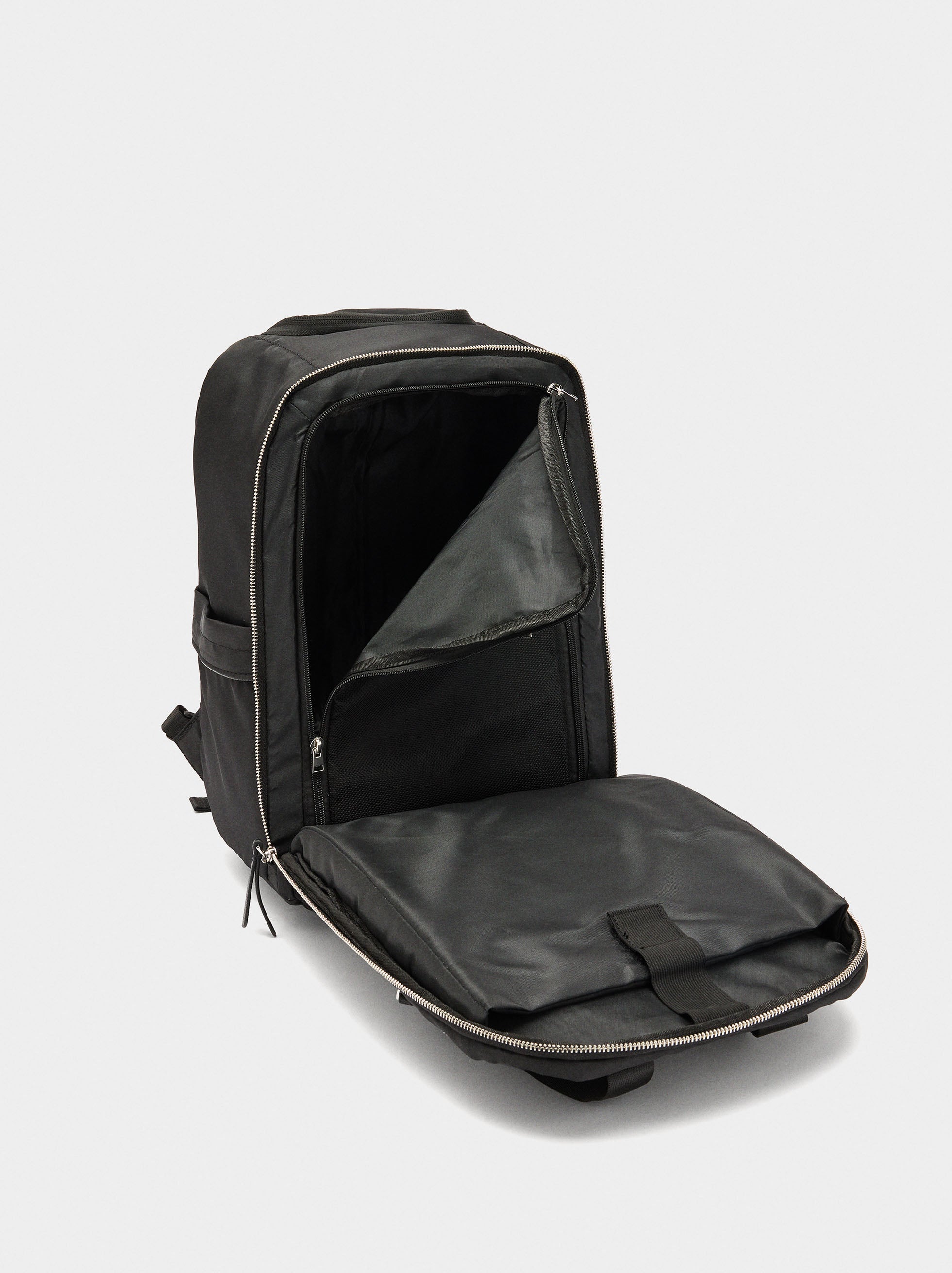 Mochila De Cabina De Nylon Con Ruedas
