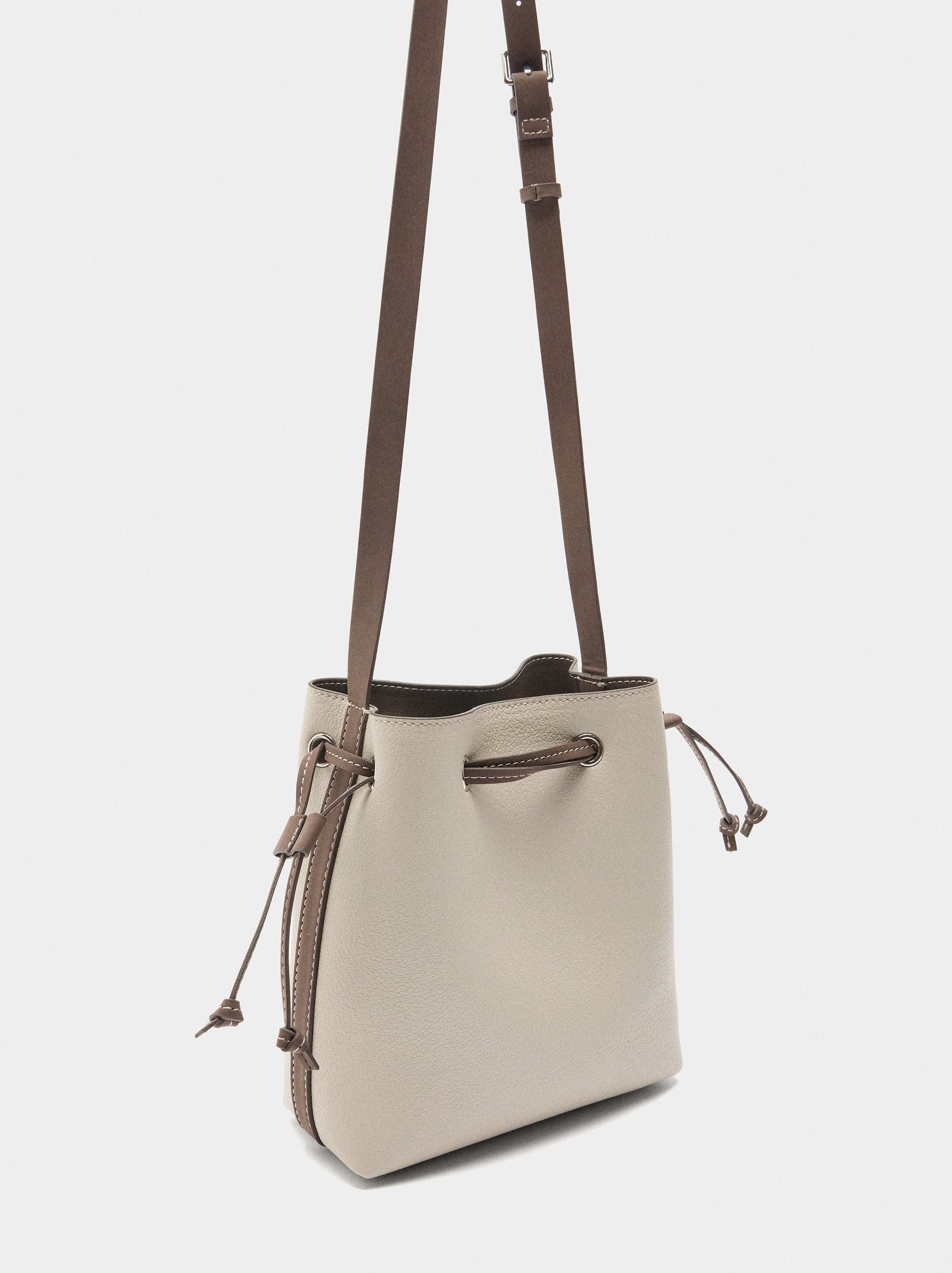 Bolso Bandolera Con Cordón