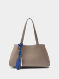 Bolso Tote Liso Con Colgante