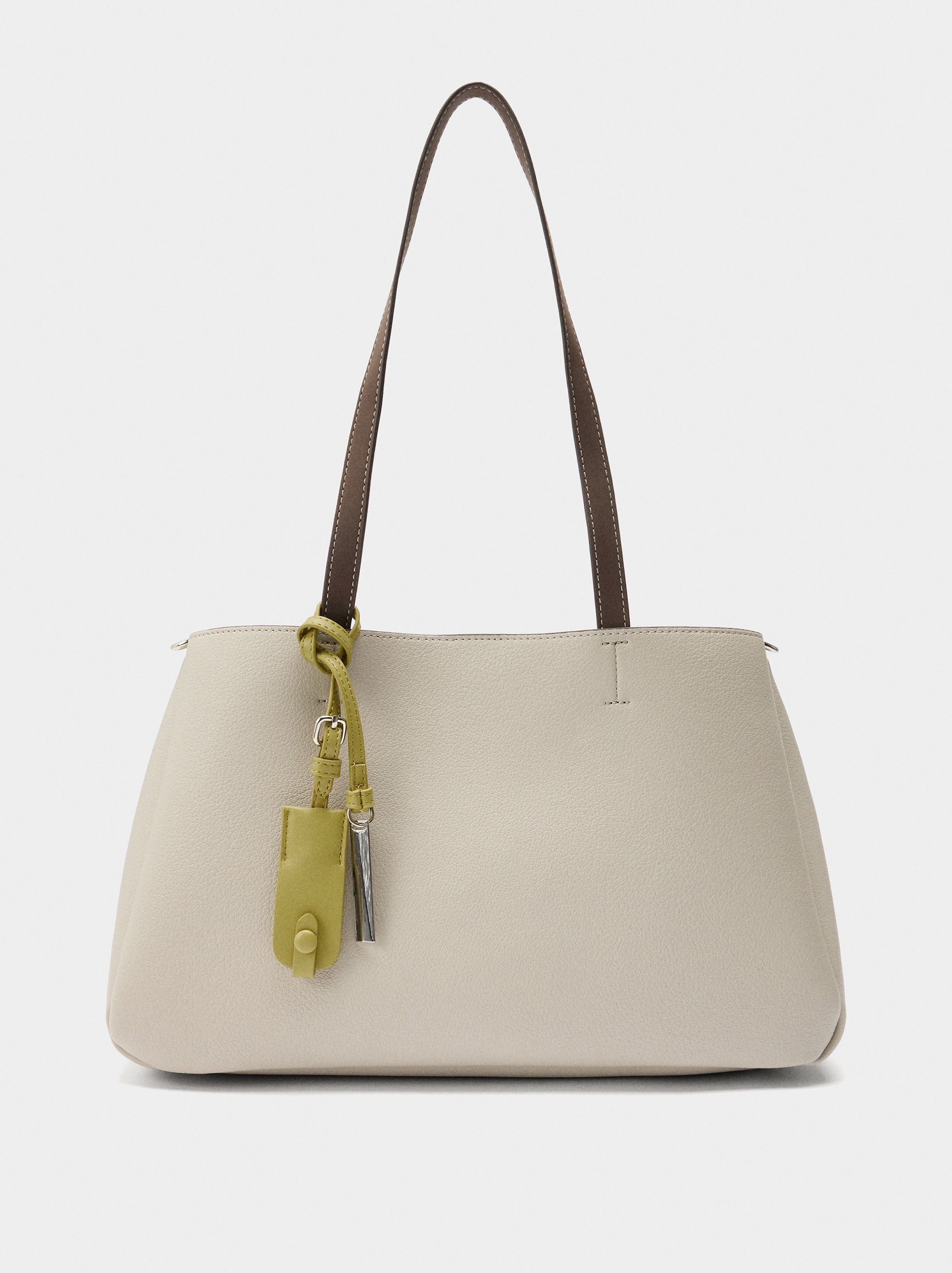 Bolso Shopper Liso Con Colgante