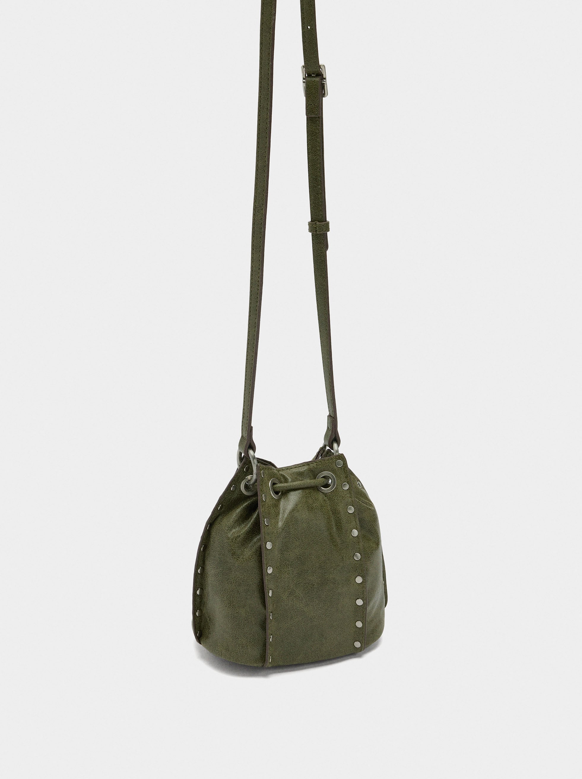 Bolso Bombonera Con Tachuelas
