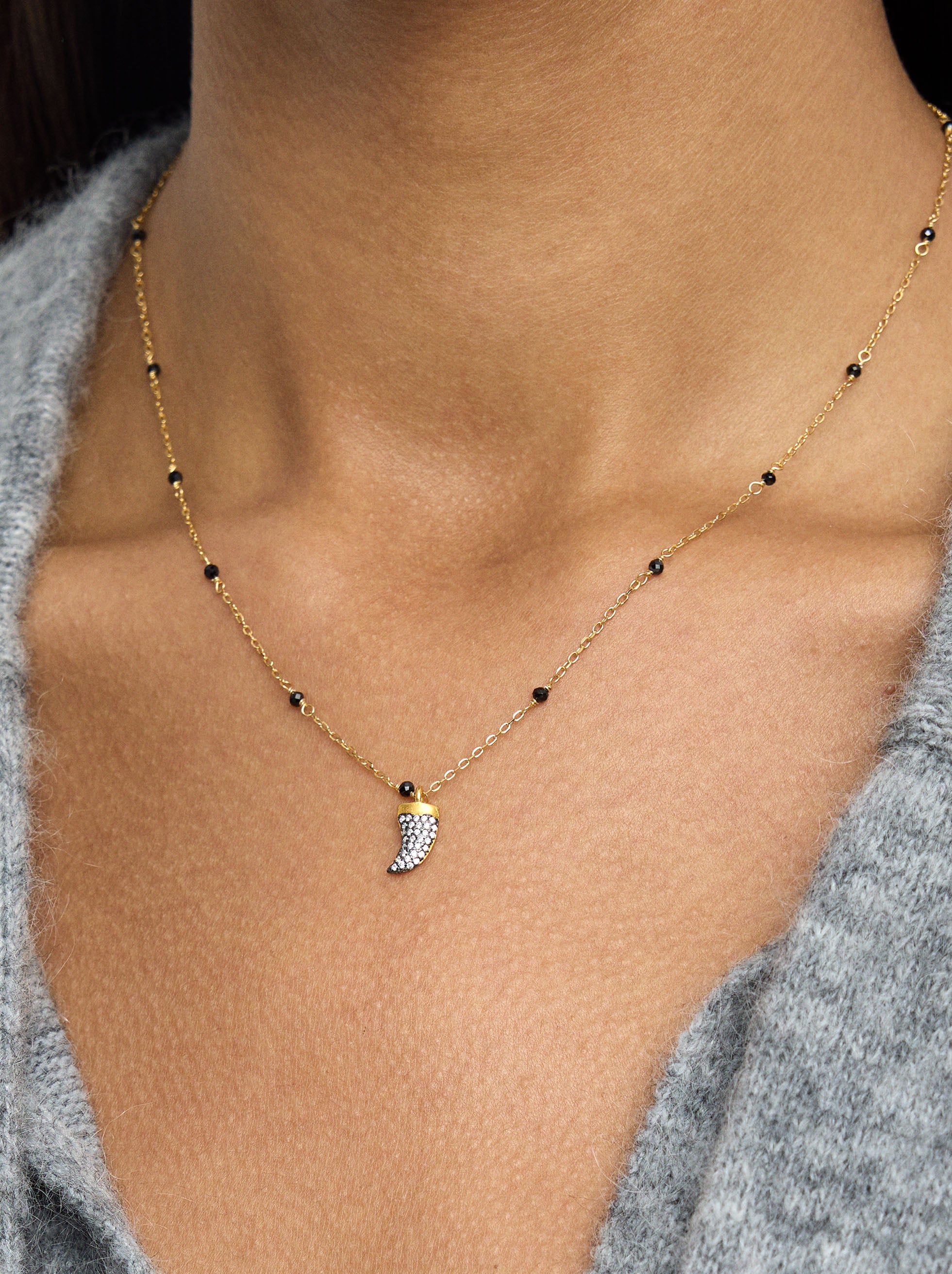 Collar Con Piedras Y Circonitas - Plata De Ley 925