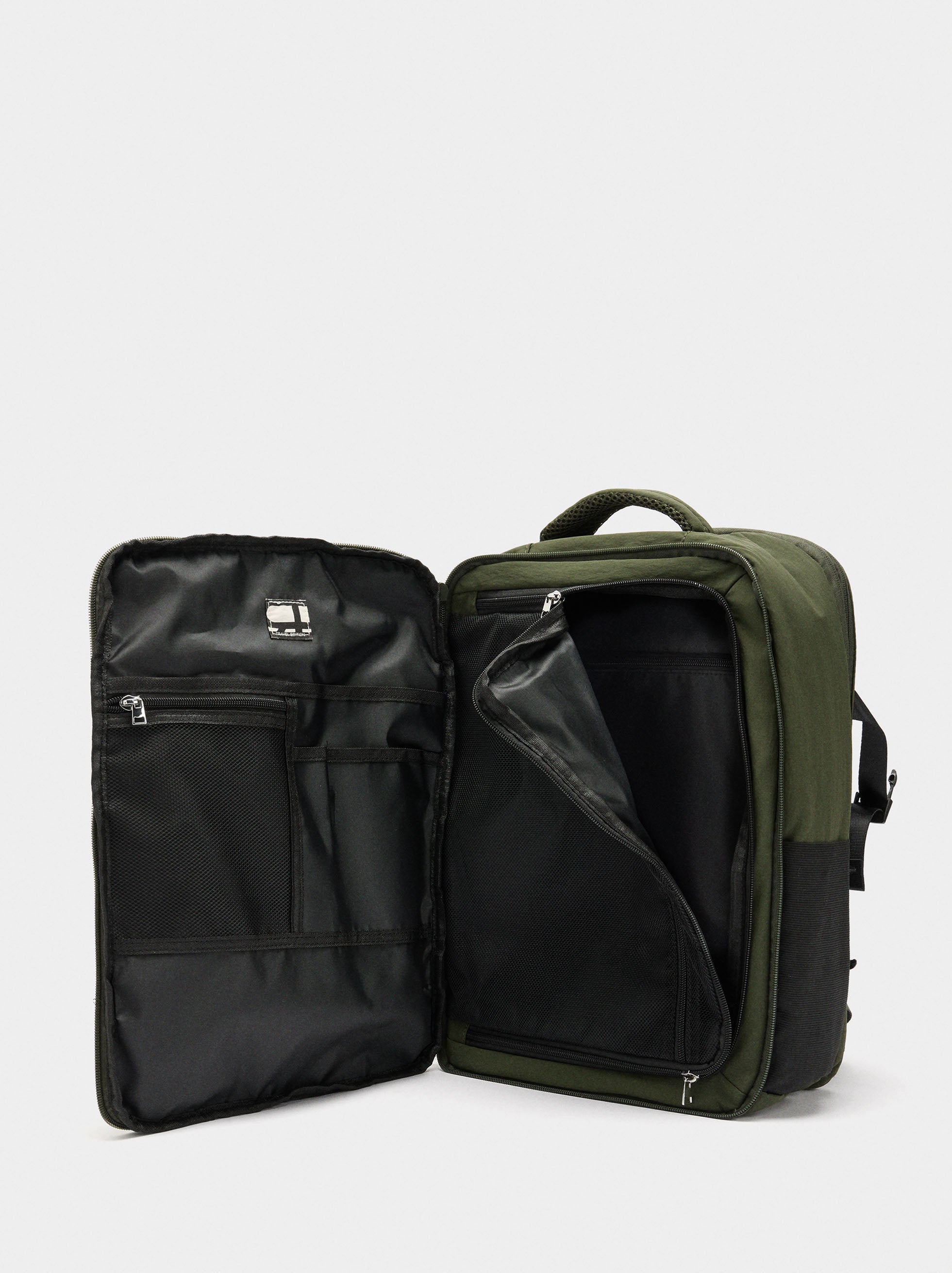 Mochila De Cabina Nylon Extensible Repelente Al Agua