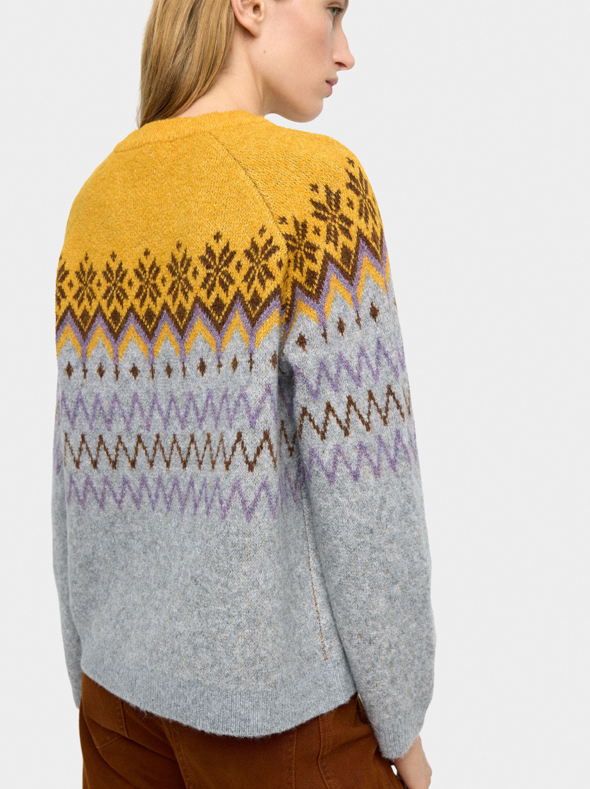 Jersey De Punto Con Jacquard