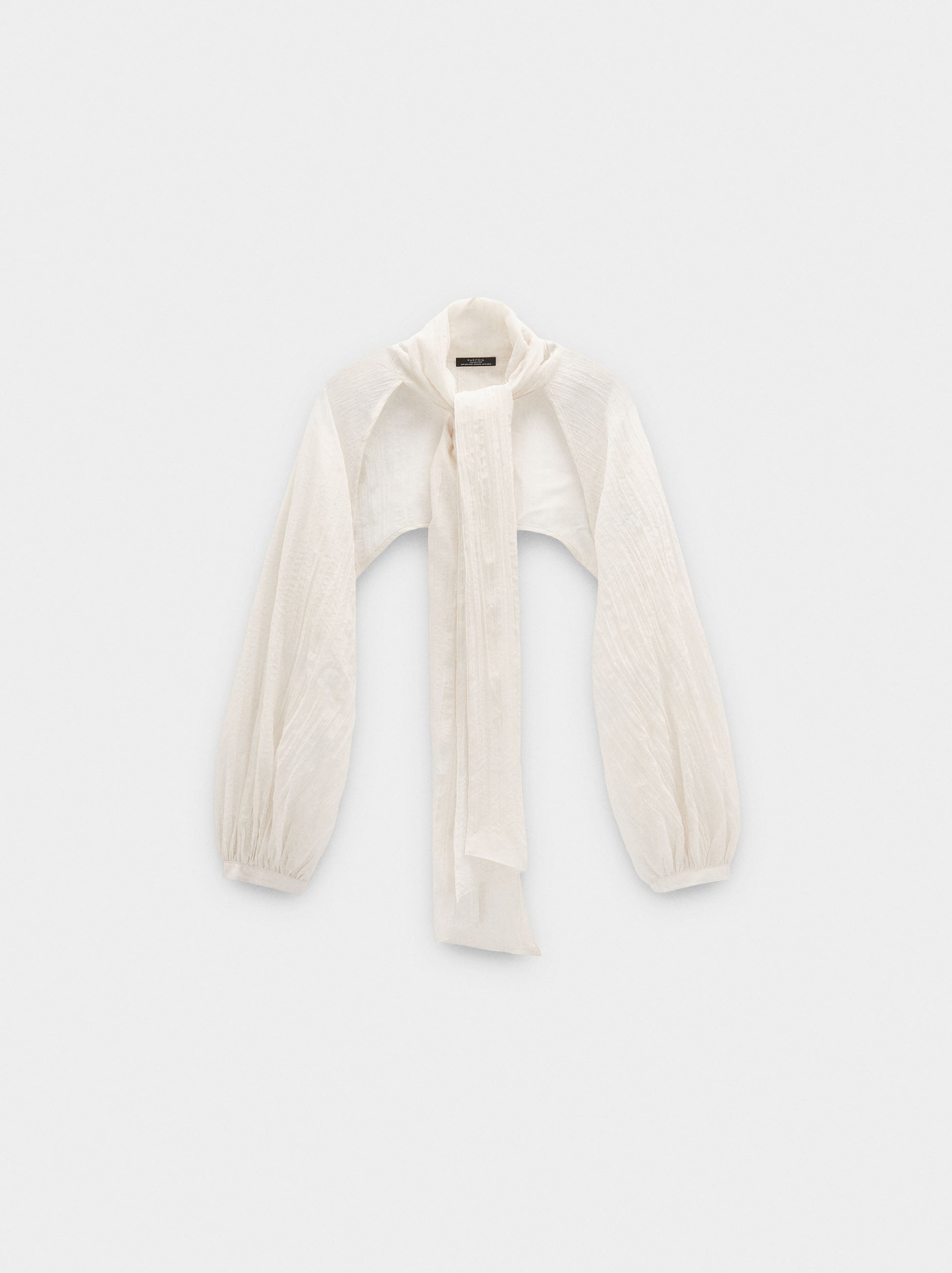 Blusa Corta Efecto Arrugado