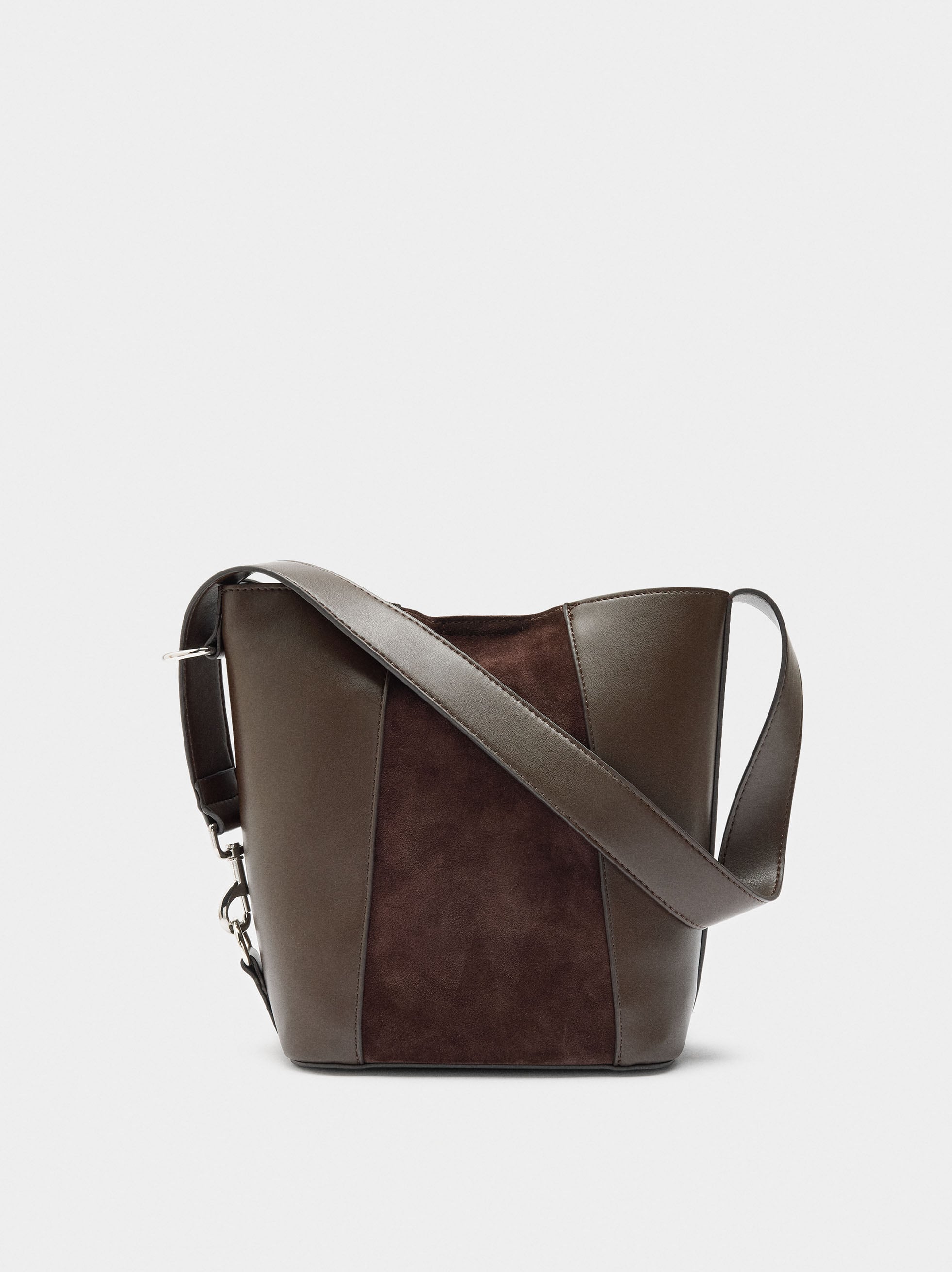 Bolso Bombonera Con Detalles De Piel