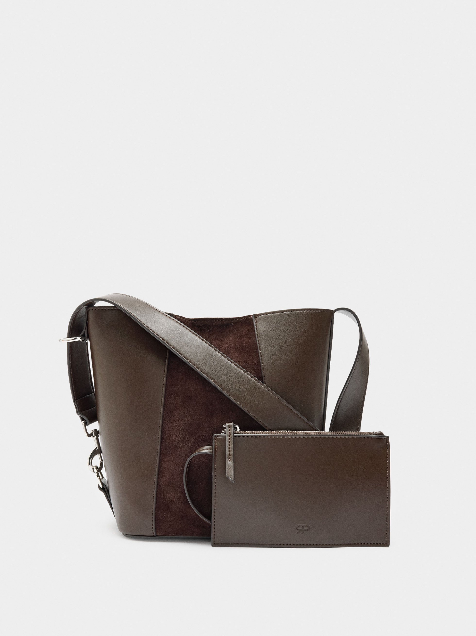 Bolso Bombonera Con Detalles De Piel