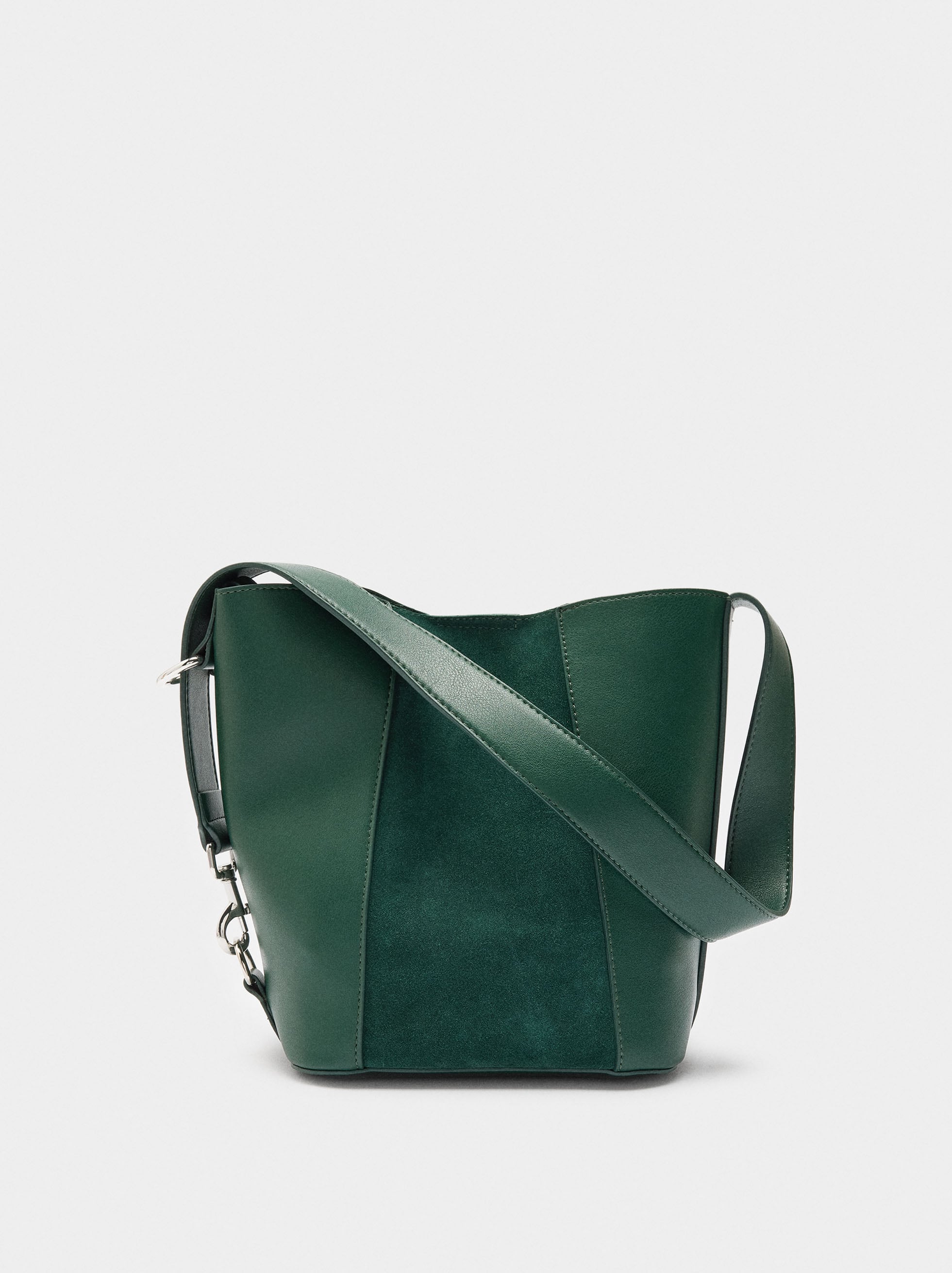 Bolso Bombonera Con Detalles De Piel