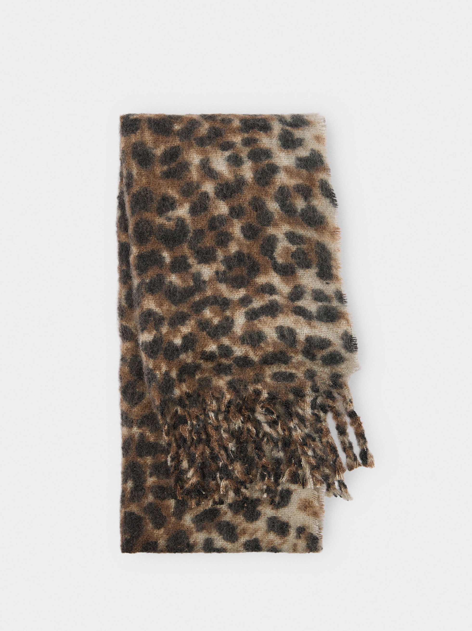 Bufanda De Estampado Animal Con Flecos