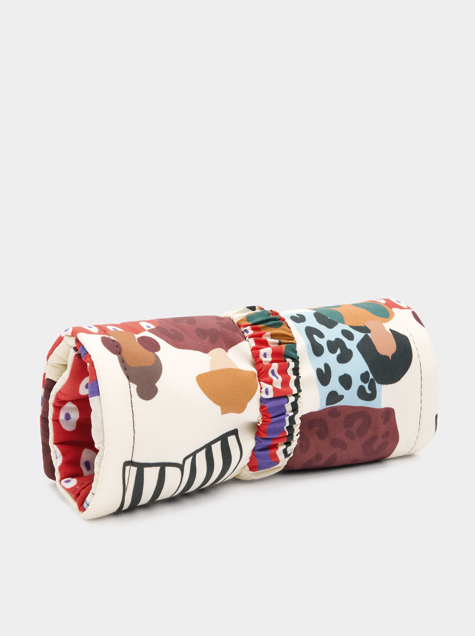 Joyero En Rollo Estampado De Nylon