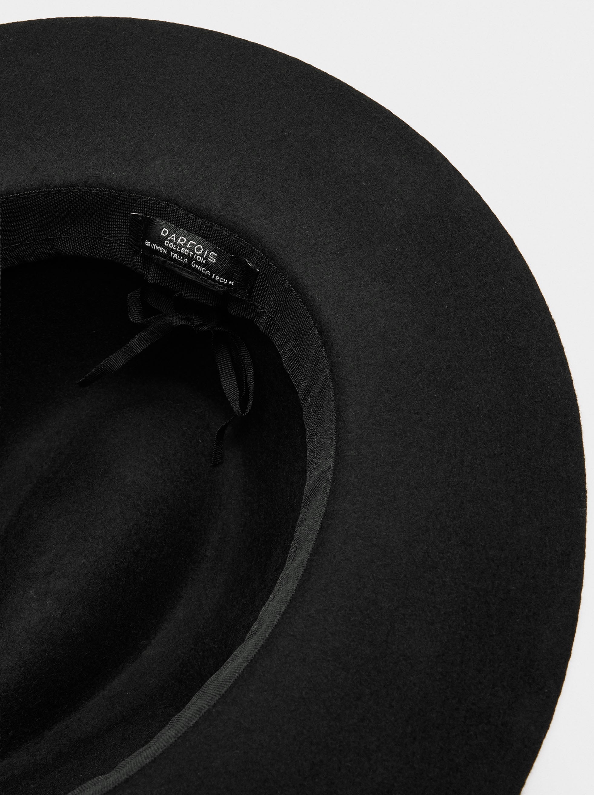 Sombrero De Lana Con Cinta