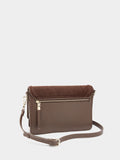 Bolso Bandolera Con Solapa Y Detalles De Piel