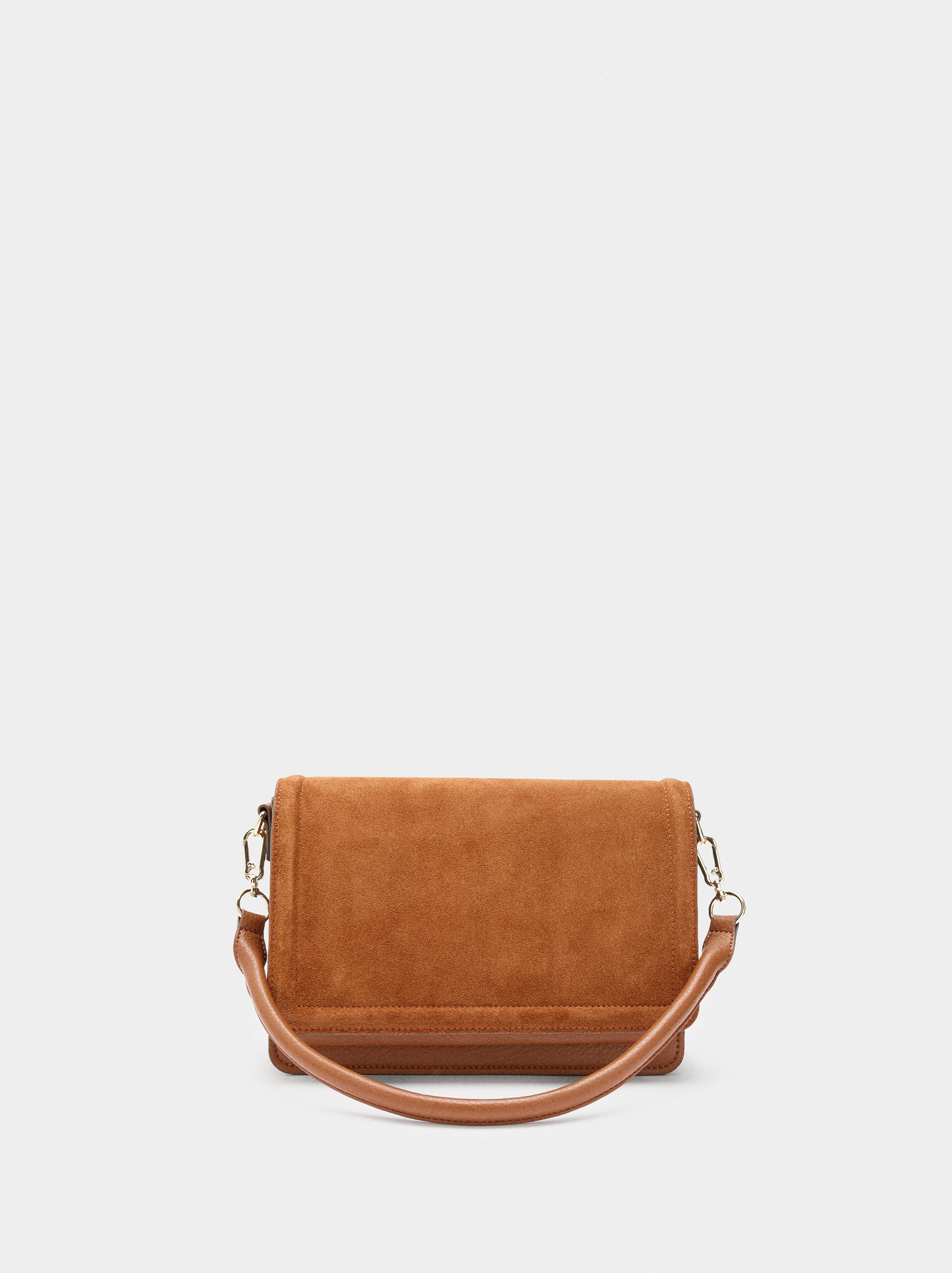 Bolso Bandolera Con Solapa Y Detalles De Piel