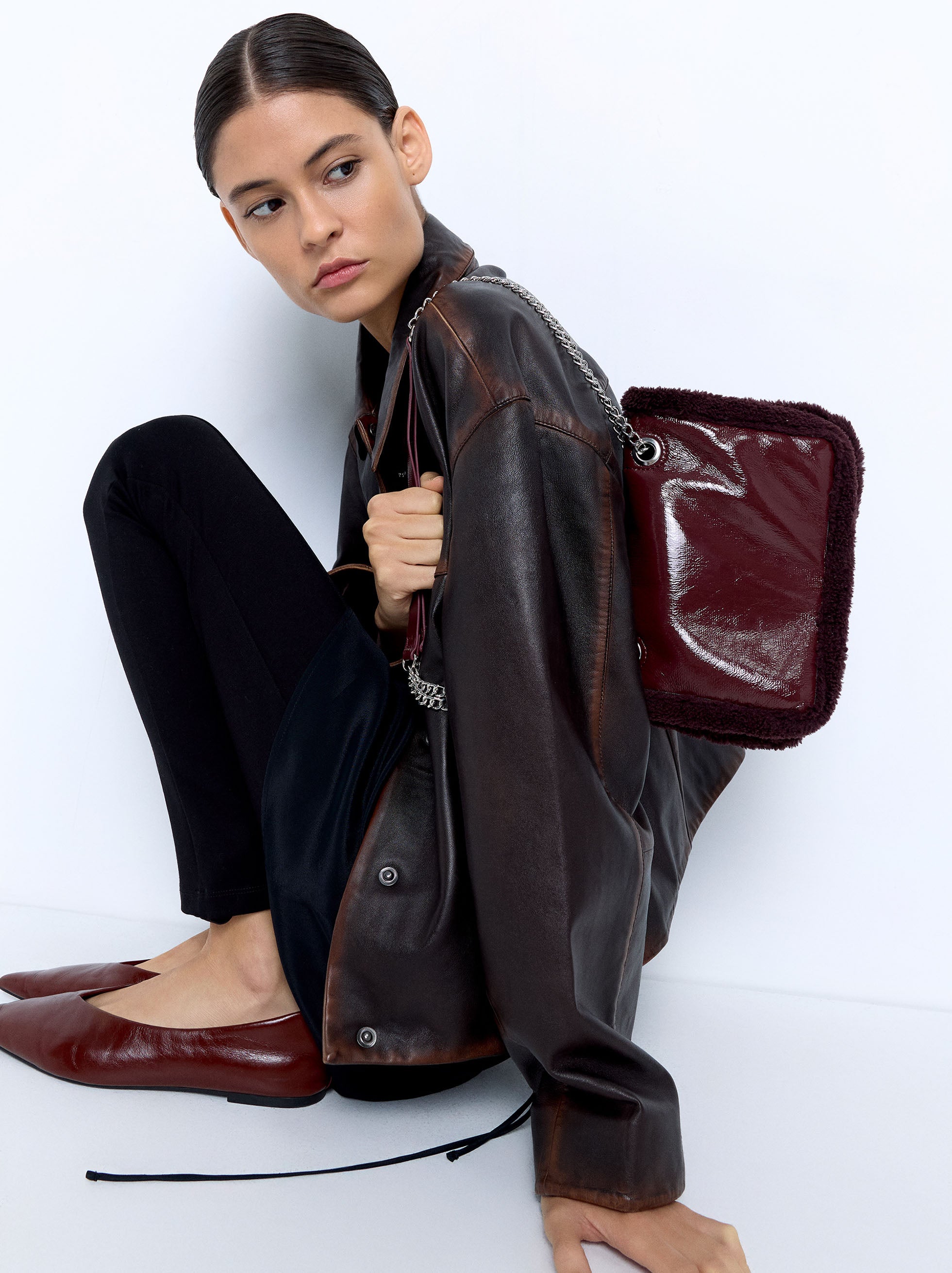 Bolso De Hombro Con Bordes Efecto Pelo