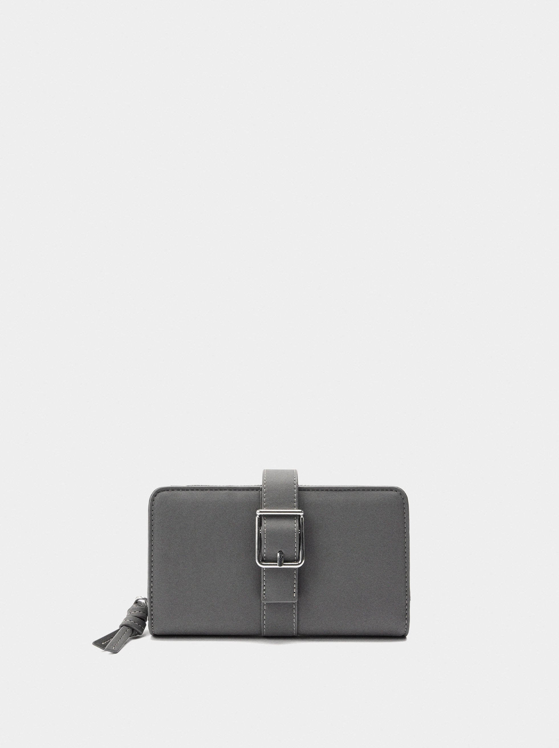 Cartera Lisa Con Hebilla
