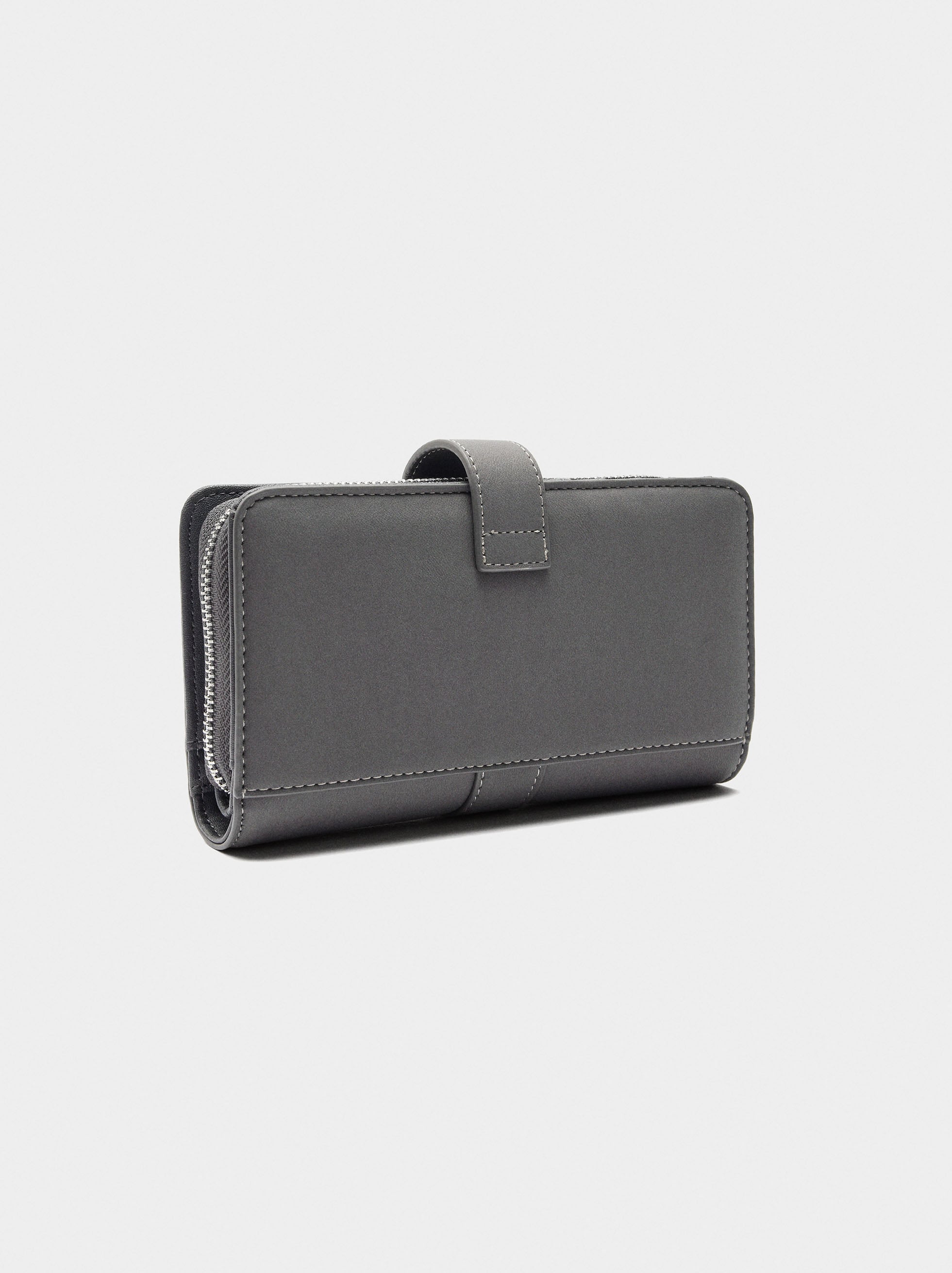 Cartera Lisa Con Hebilla