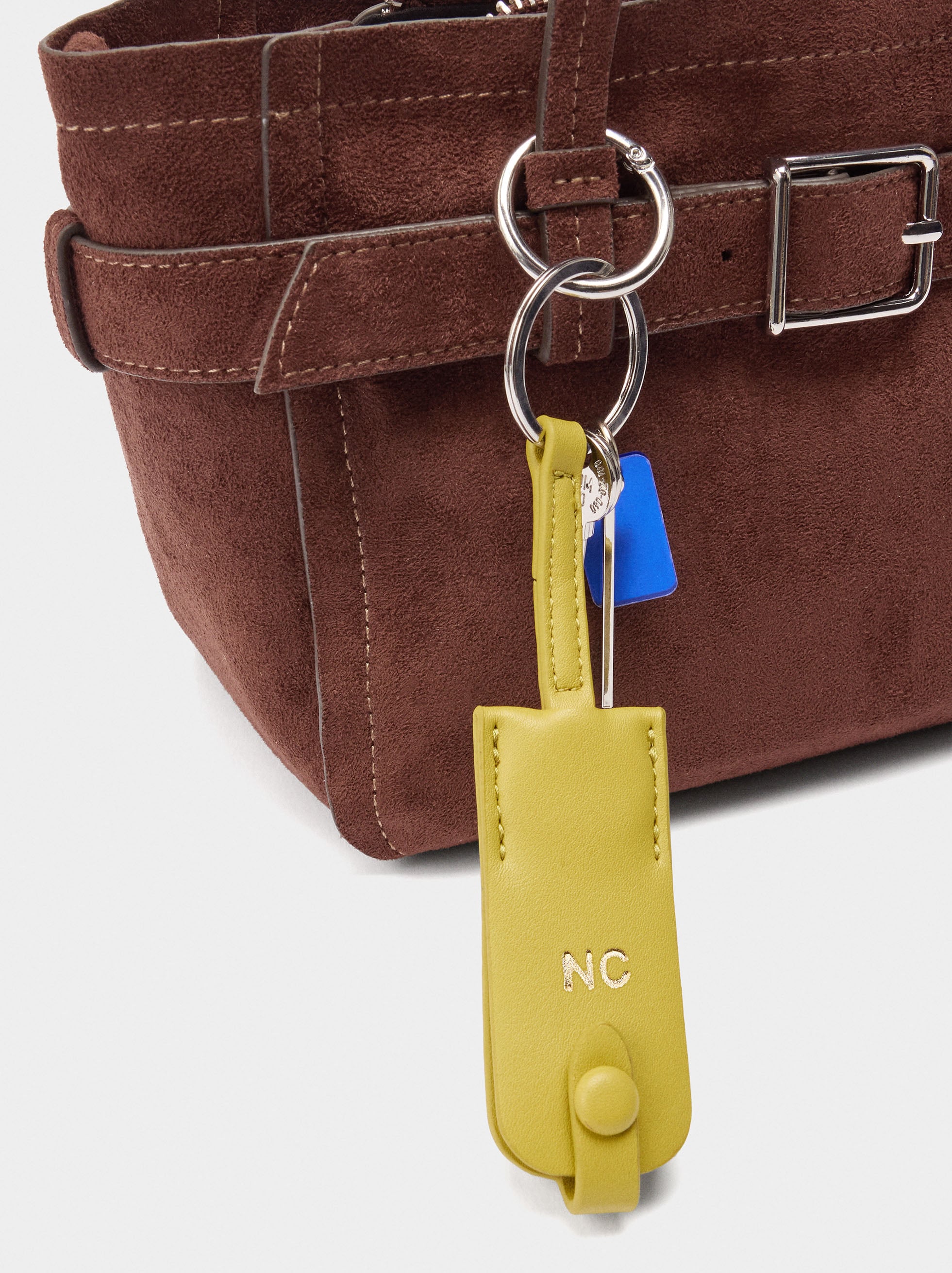 Bolso Tote Con Cinturón Y Colgante