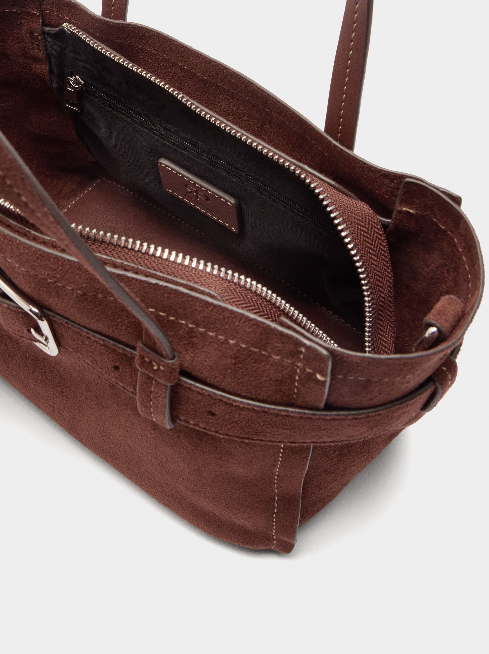 Bolso Tote Con Cinturón Y Colgante
