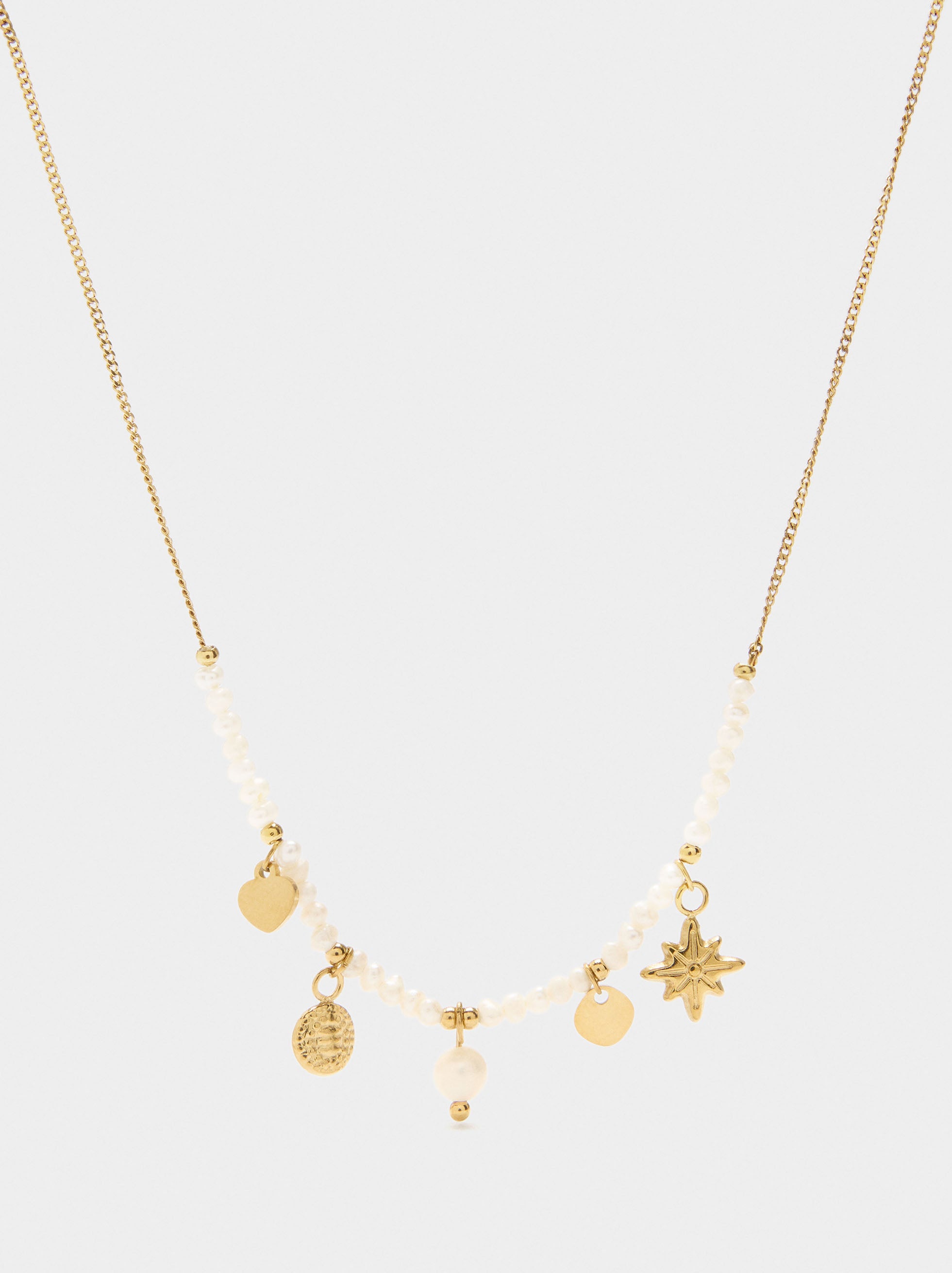 Collar Con Charms Y Perlas De Agua Dulce - Acero Inoxidable