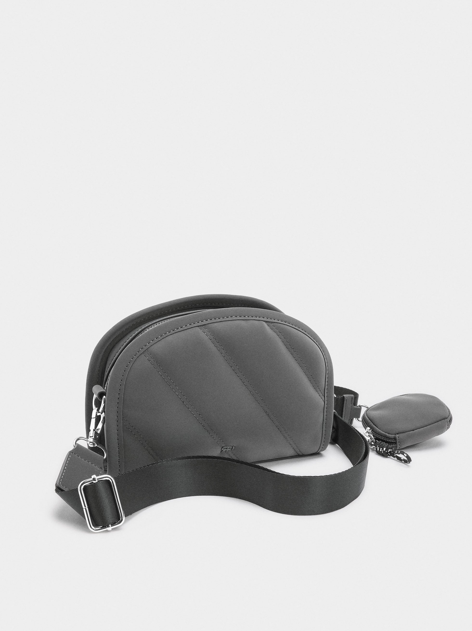 Bolso Bandolera Textura Suave Y Colgante