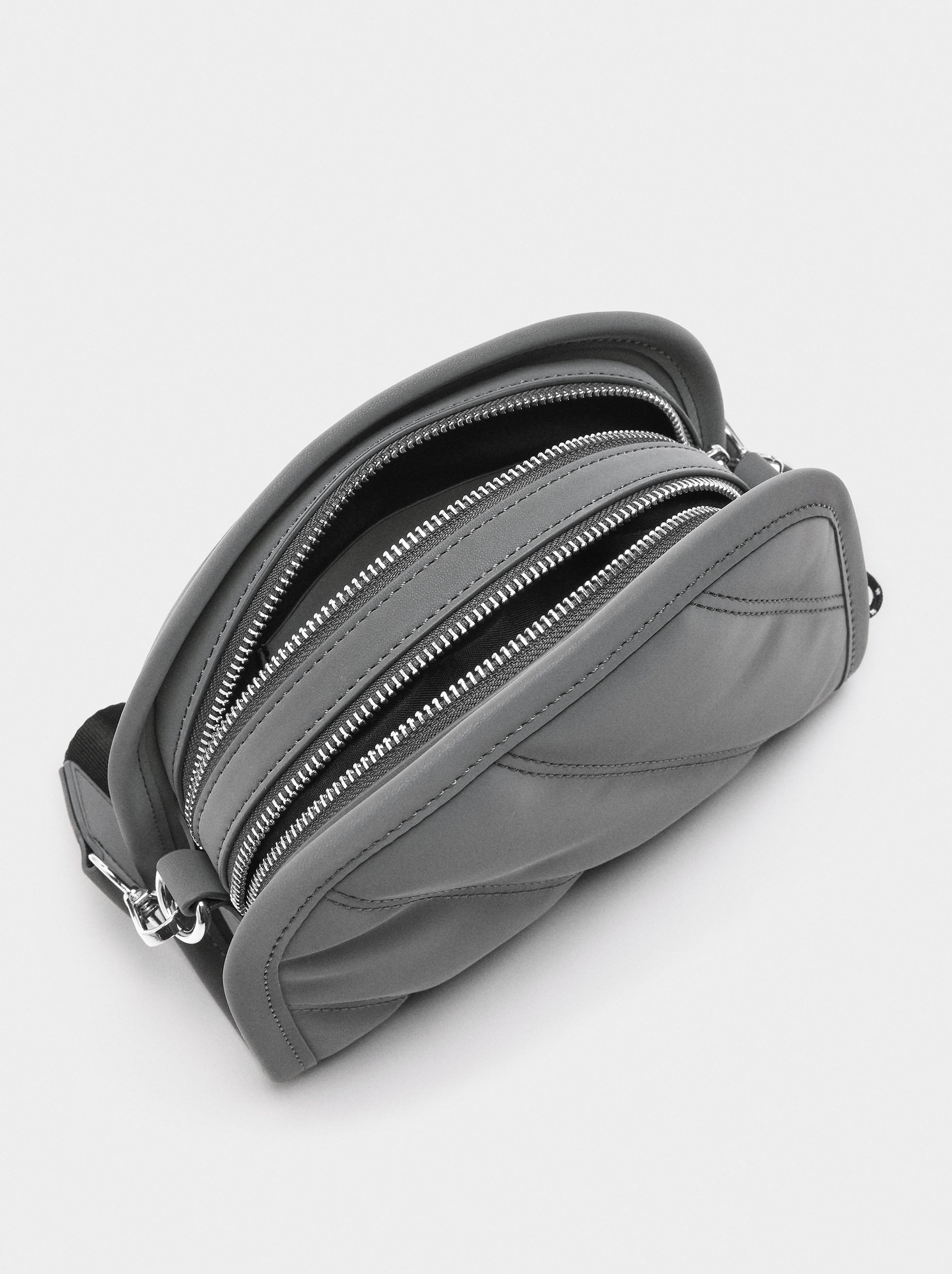 Bolso Bandolera Textura Suave Y Colgante