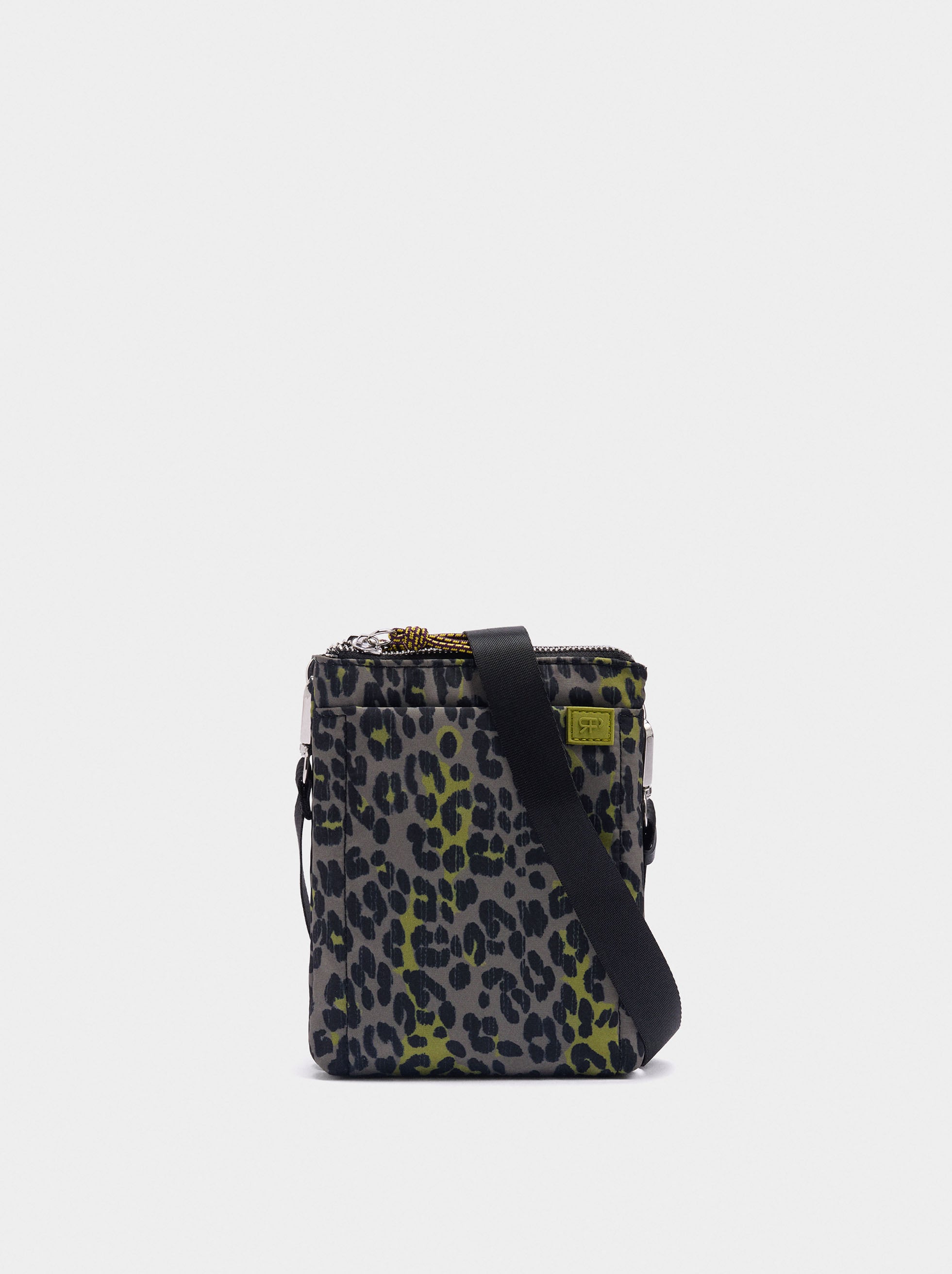 Bolso Bandolera Estampado Leopardo De Nylon