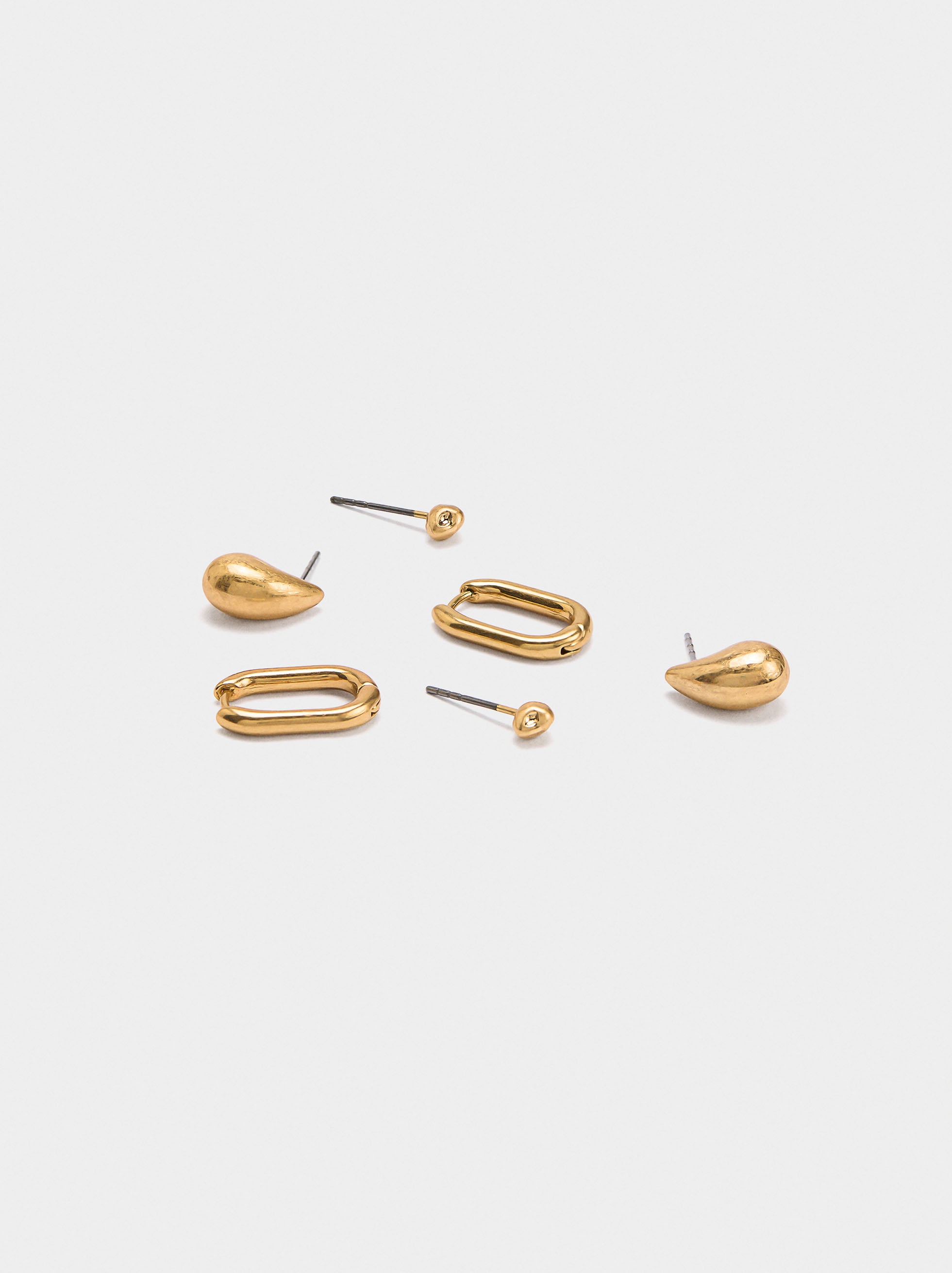 Set De Pendientes Dorados