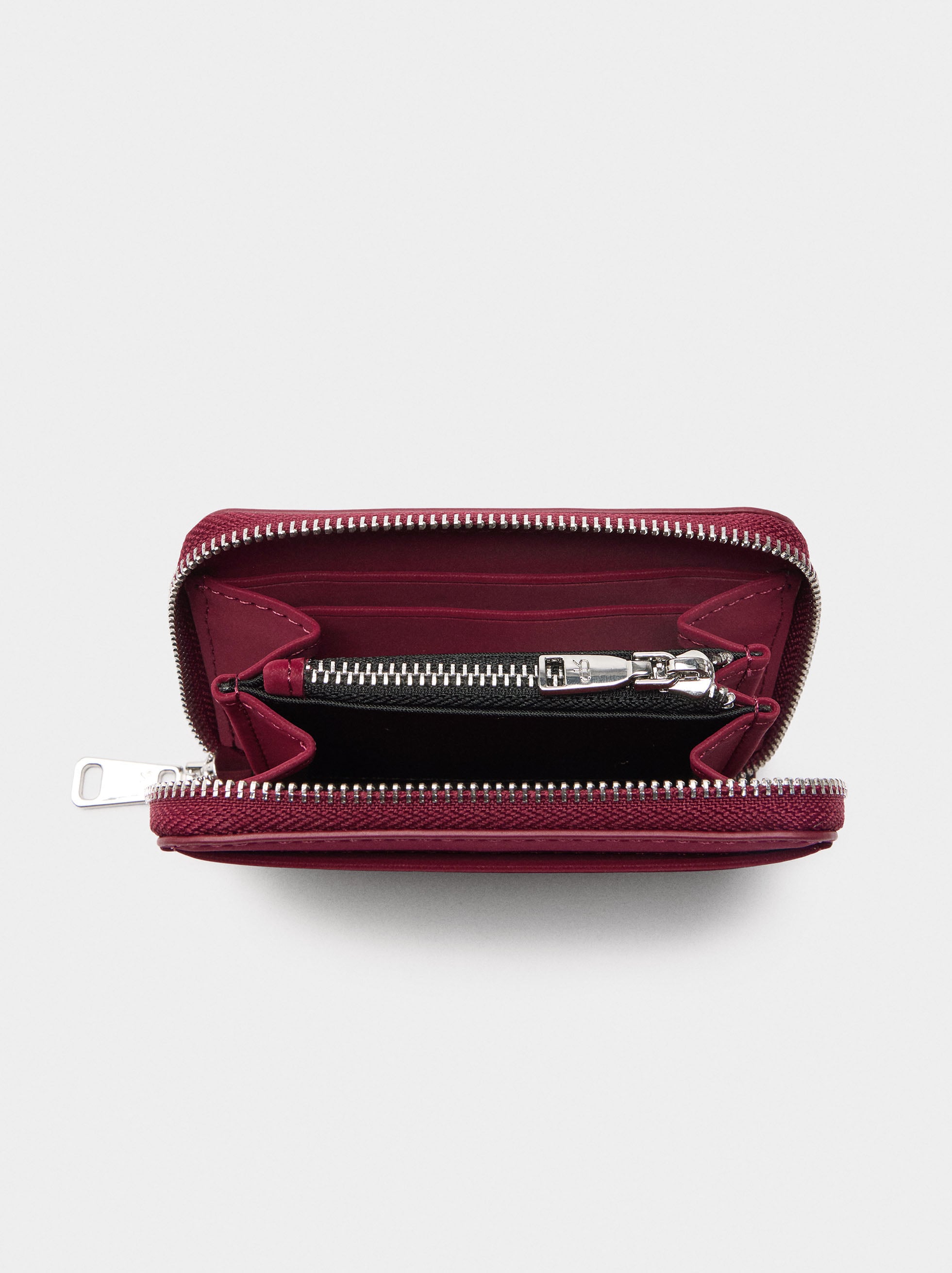 Cartera De Textura Suave Con Cremallera