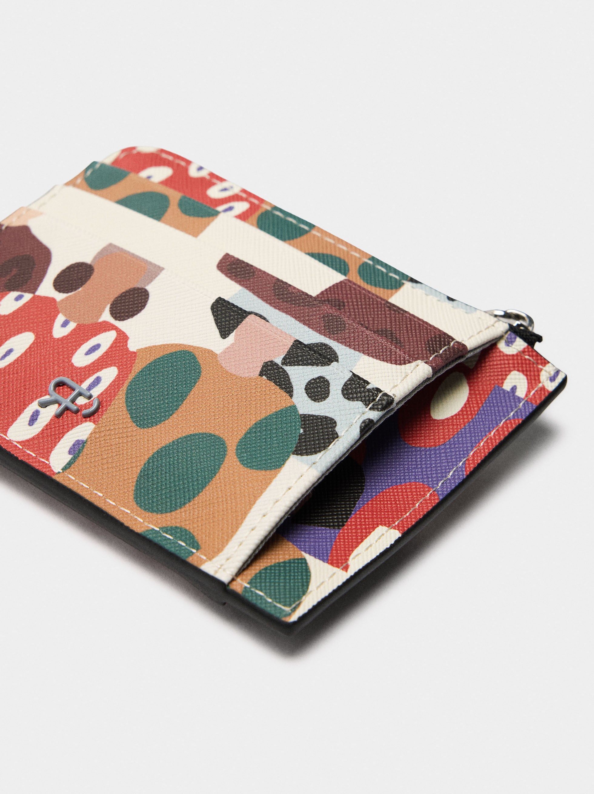 Tarjetero Estampado Con Textura